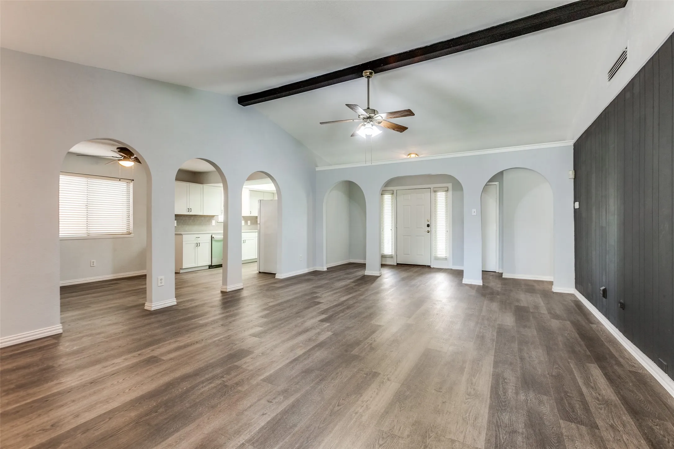 Single Family Residence For Rent in Dallas County , 2130 Richwood Drive, Garland, Texas 75044, 3 Bedroom, 2 Bathroom, 2 Garage spaces, 1,614 Sqft, built in 1972, mls#21377299, Real Estate Agent in Garland, Homes For Rent in Dallas county, Homes For Rent in Garland, Realtor in Garland Texas, Real Estate Brokerage Independent Realty Texas, Luminita Cordes Realtor