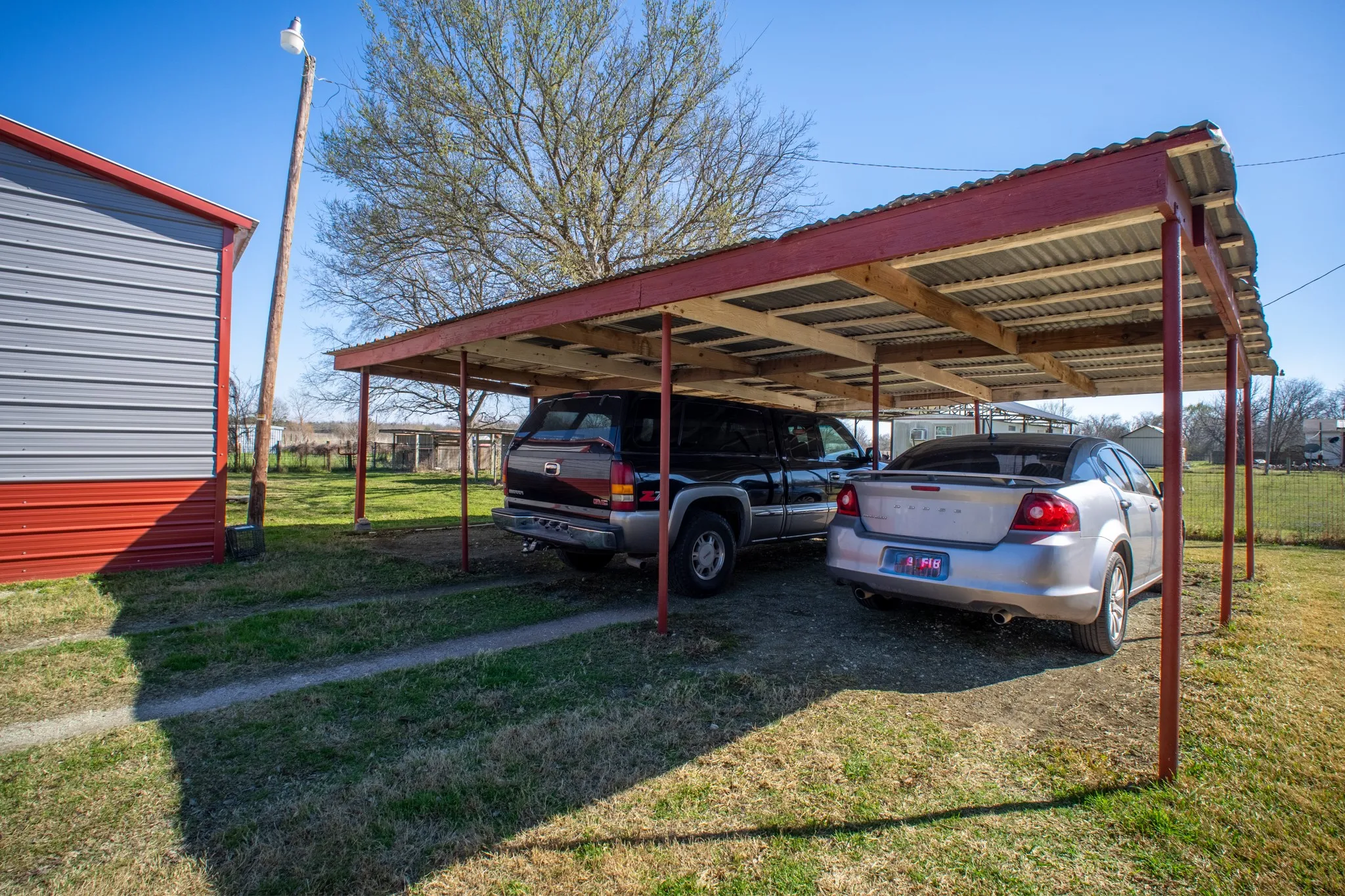 Single Family Residence For Sale in Freestone County , 108 S Avenue C, Wortham, Texas 76693, 2 Bedroom, 2 Bathroom, 3 Garage spaces, 2,082 Sqft, built in 1950, mls#21377289, Real Estate Agent in Wortham, Homes For Sale in Freestone county, Homes For Sale in Wortham, Realtor in Wortham Texas, Real Estate Brokerage Independent Realty Texas, Luminita Cordes Realtor