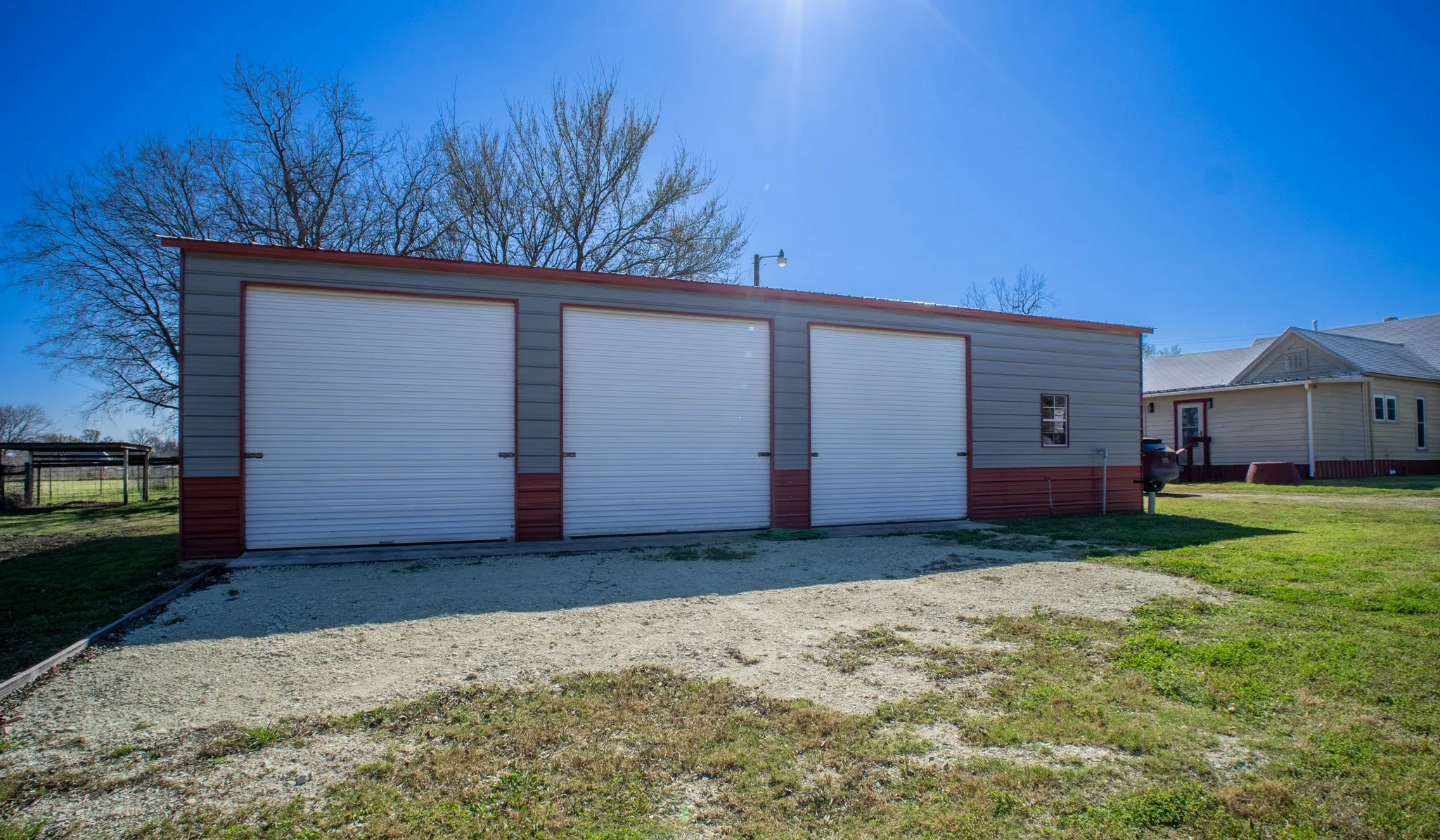 Single Family Residence For Sale in Freestone County , 108 S Avenue C, Wortham, Texas 76693, 2 Bedroom, 2 Bathroom, 3 Garage spaces, 2,082 Sqft, built in 1950, mls#21377289, Real Estate Agent in Wortham, Homes For Sale in Freestone county, Homes For Sale in Wortham, Realtor in Wortham Texas, Real Estate Brokerage Independent Realty Texas, Luminita Cordes Realtor