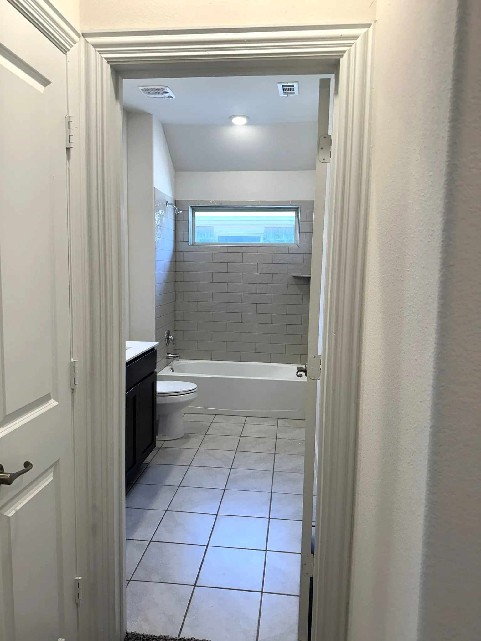 Single Family Residence For Rent in Denton County , 1609 Blakely Place, Little Elm, Texas 76227, 4 Bedroom, 3 Bathroom, 2 Garage spaces, 2,394 Sqft, built in 2022, mls#21343807, Real Estate Agent in Little Elm, Homes For Rent in Denton county, Homes For Rent in Little Elm, Realtor in Little Elm Texas, Real Estate Brokerage Independent Realty Texas, Luminita Cordes Realtor
