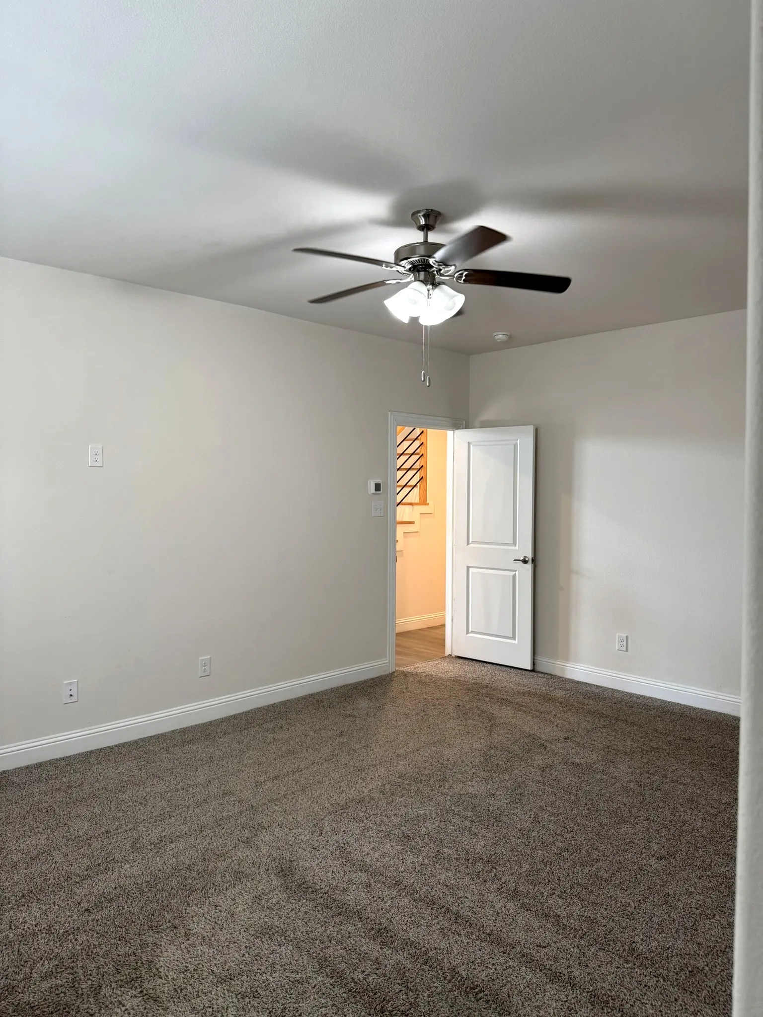 Single Family Residence For Rent in Denton County , 1609 Blakely Place, Little Elm, Texas 76227, 4 Bedroom, 3 Bathroom, 2 Garage spaces, 2,394 Sqft, built in 2022, mls#21343807, Real Estate Agent in Little Elm, Homes For Rent in Denton county, Homes For Rent in Little Elm, Realtor in Little Elm Texas, Real Estate Brokerage Independent Realty Texas, Luminita Cordes Realtor