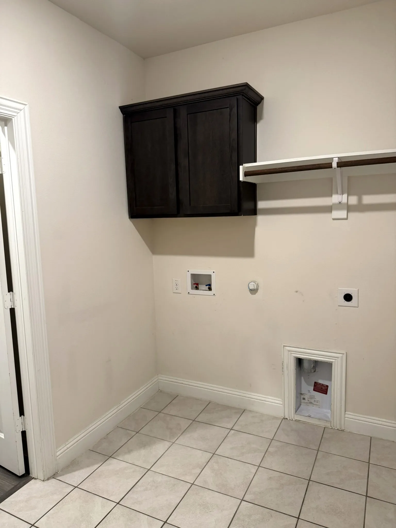 Single Family Residence For Rent in Denton County , 1609 Blakely Place, Little Elm, Texas 76227, 4 Bedroom, 3 Bathroom, 2 Garage spaces, 2,394 Sqft, built in 2022, mls#21343807, Real Estate Agent in Little Elm, Homes For Rent in Denton county, Homes For Rent in Little Elm, Realtor in Little Elm Texas, Real Estate Brokerage Independent Realty Texas, Luminita Cordes Realtor