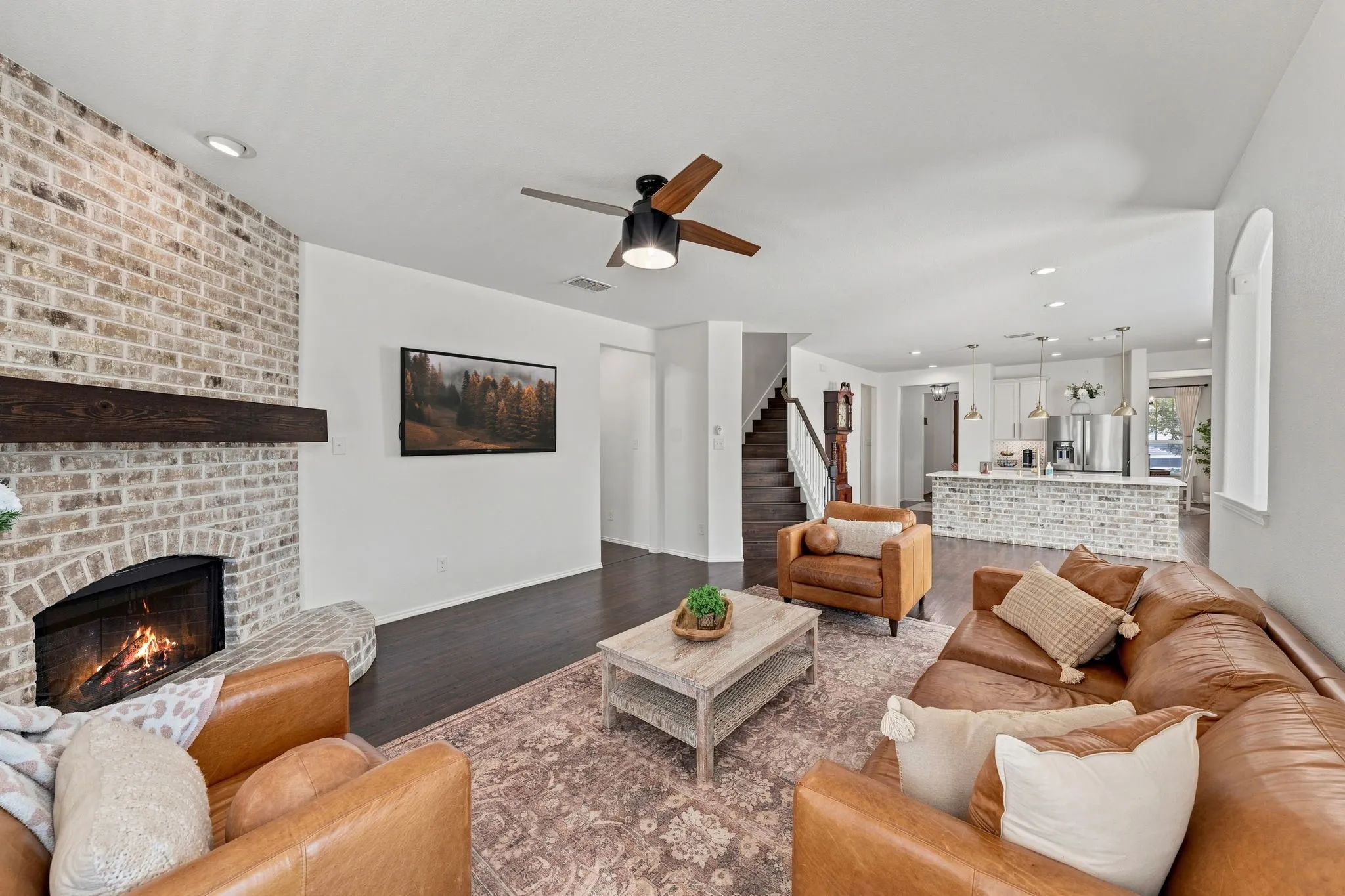 Single Family Residence For Sale in Denton County , 9192 Benevolent Court, Providence Village, Texas 76227, 5 Bedroom, 4 Bathroom, 2 Garage spaces, 3,870 Sqft, built in 2015, mls#21374573, Real Estate Agent in Providence Village, Homes For Sale in Denton county, Homes For Sale in Providence Village, Realtor in Providence Village Texas, Real Estate Brokerage Independent Realty Texas, Luminita Cordes Realtor