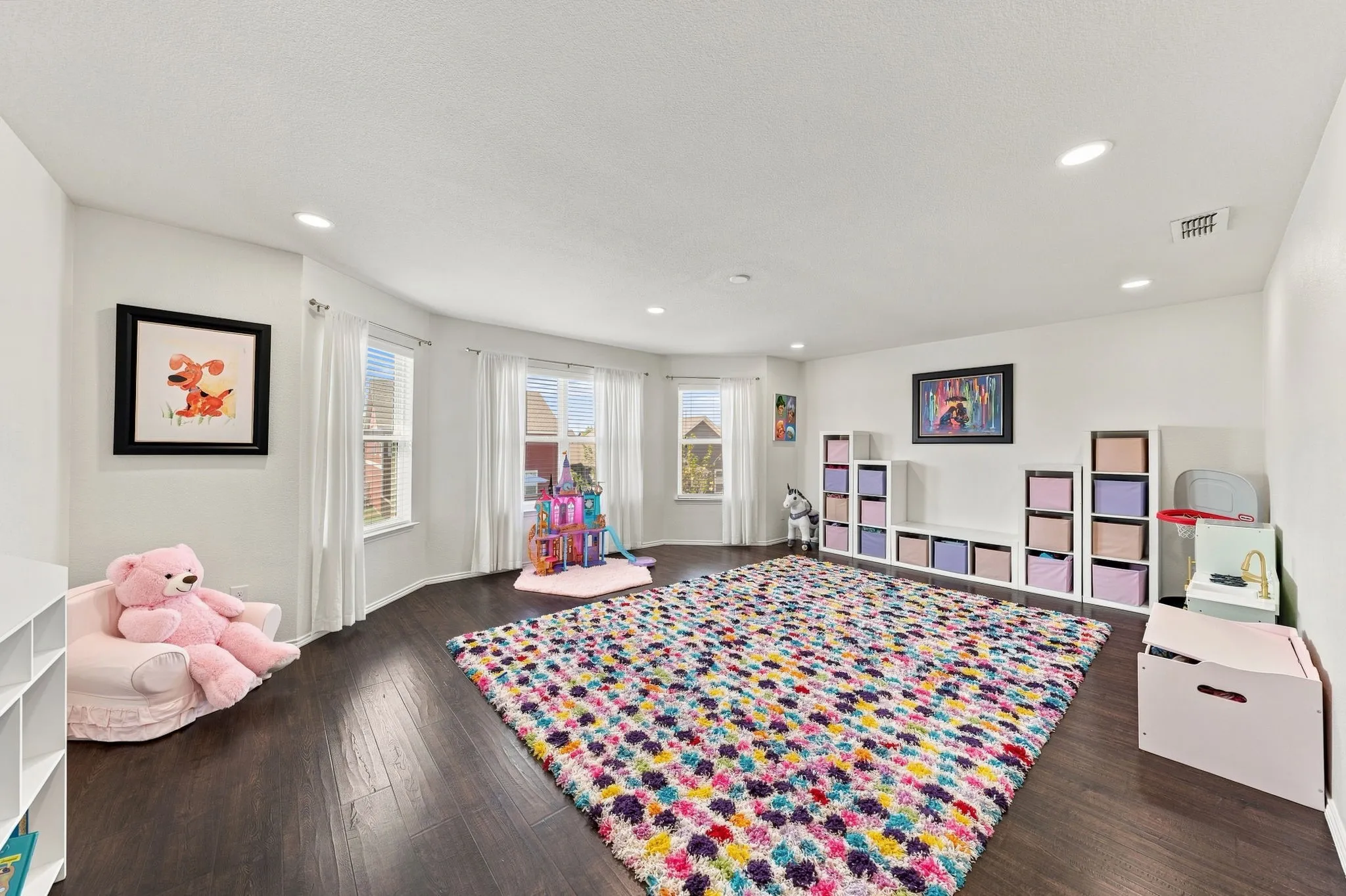 Single Family Residence For Sale in Denton County , 9192 Benevolent Court, Providence Village, Texas 76227, 5 Bedroom, 4 Bathroom, 2 Garage spaces, 3,870 Sqft, built in 2015, mls#21374573, Real Estate Agent in Providence Village, Homes For Sale in Denton county, Homes For Sale in Providence Village, Realtor in Providence Village Texas, Real Estate Brokerage Independent Realty Texas, Luminita Cordes Realtor