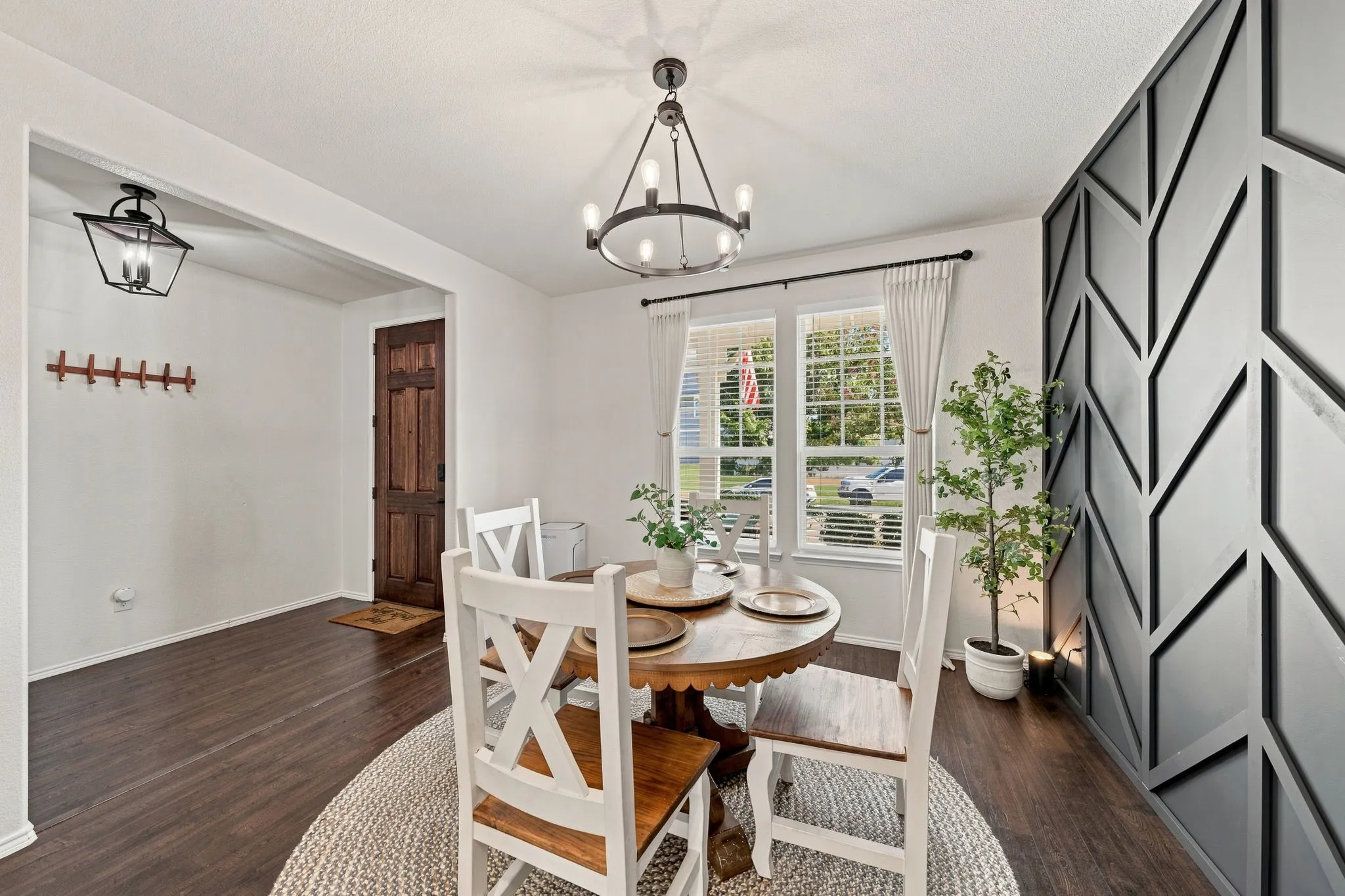 Single Family Residence For Sale in Denton County , 9192 Benevolent Court, Providence Village, Texas 76227, 5 Bedroom, 4 Bathroom, 2 Garage spaces, 3,870 Sqft, built in 2015, mls#21374573, Real Estate Agent in Providence Village, Homes For Sale in Denton county, Homes For Sale in Providence Village, Realtor in Providence Village Texas, Real Estate Brokerage Independent Realty Texas, Luminita Cordes Realtor