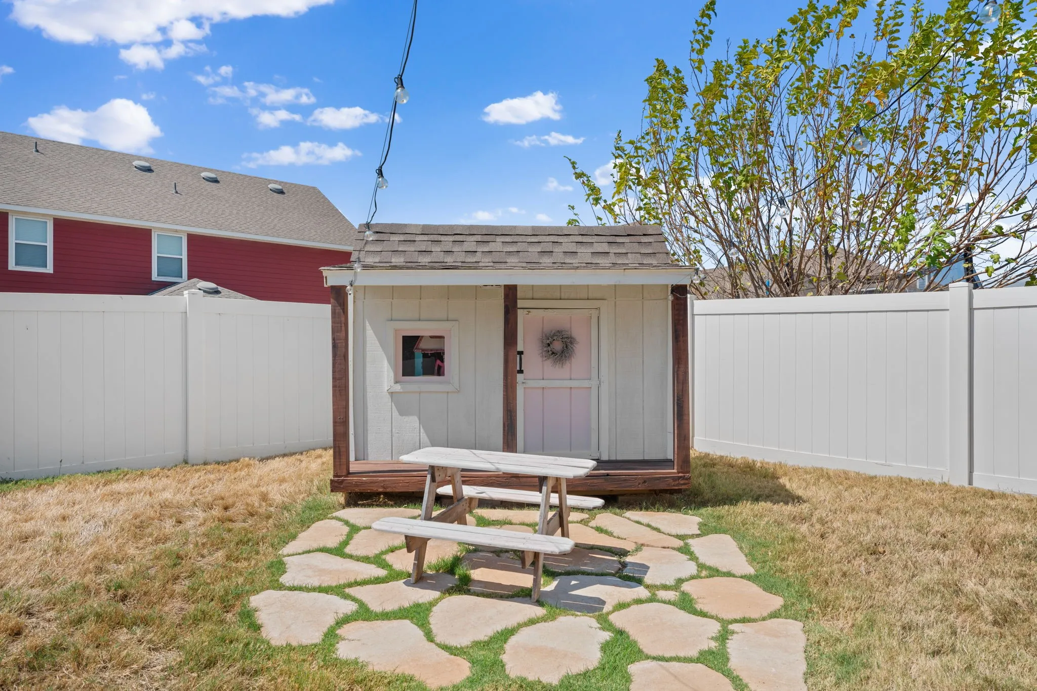 Single Family Residence For Sale in Denton County , 9192 Benevolent Court, Providence Village, Texas 76227, 5 Bedroom, 4 Bathroom, 2 Garage spaces, 3,870 Sqft, built in 2015, mls#21374573, Real Estate Agent in Providence Village, Homes For Sale in Denton county, Homes For Sale in Providence Village, Realtor in Providence Village Texas, Real Estate Brokerage Independent Realty Texas, Luminita Cordes Realtor