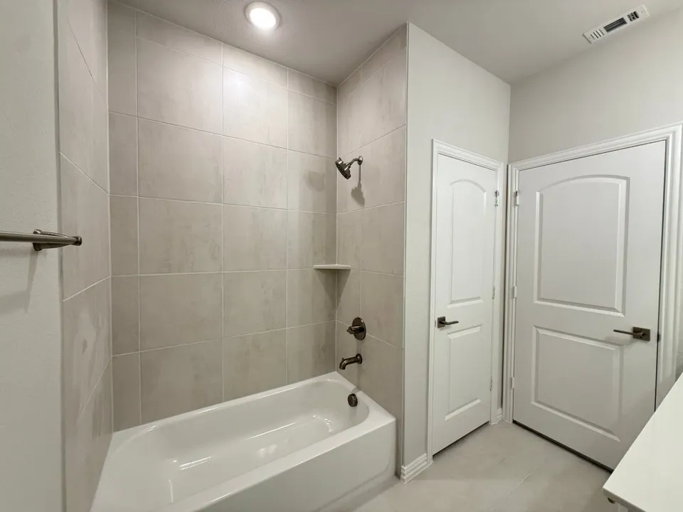 Single Family Residence For Sale in Parker County , 532 Vista Ridge Drive, Weatherford, Texas 76087, 3 Bedroom, 2 Bathroom, 2 Garage spaces, 1,860 Sqft, built in 2026, mls#21377325, Real Estate Agent in Weatherford, Homes For Sale in Parker county, Homes For Sale in Weatherford, Realtor in Weatherford Texas, Real Estate Brokerage Independent Realty Texas, Luminita Cordes Realtor