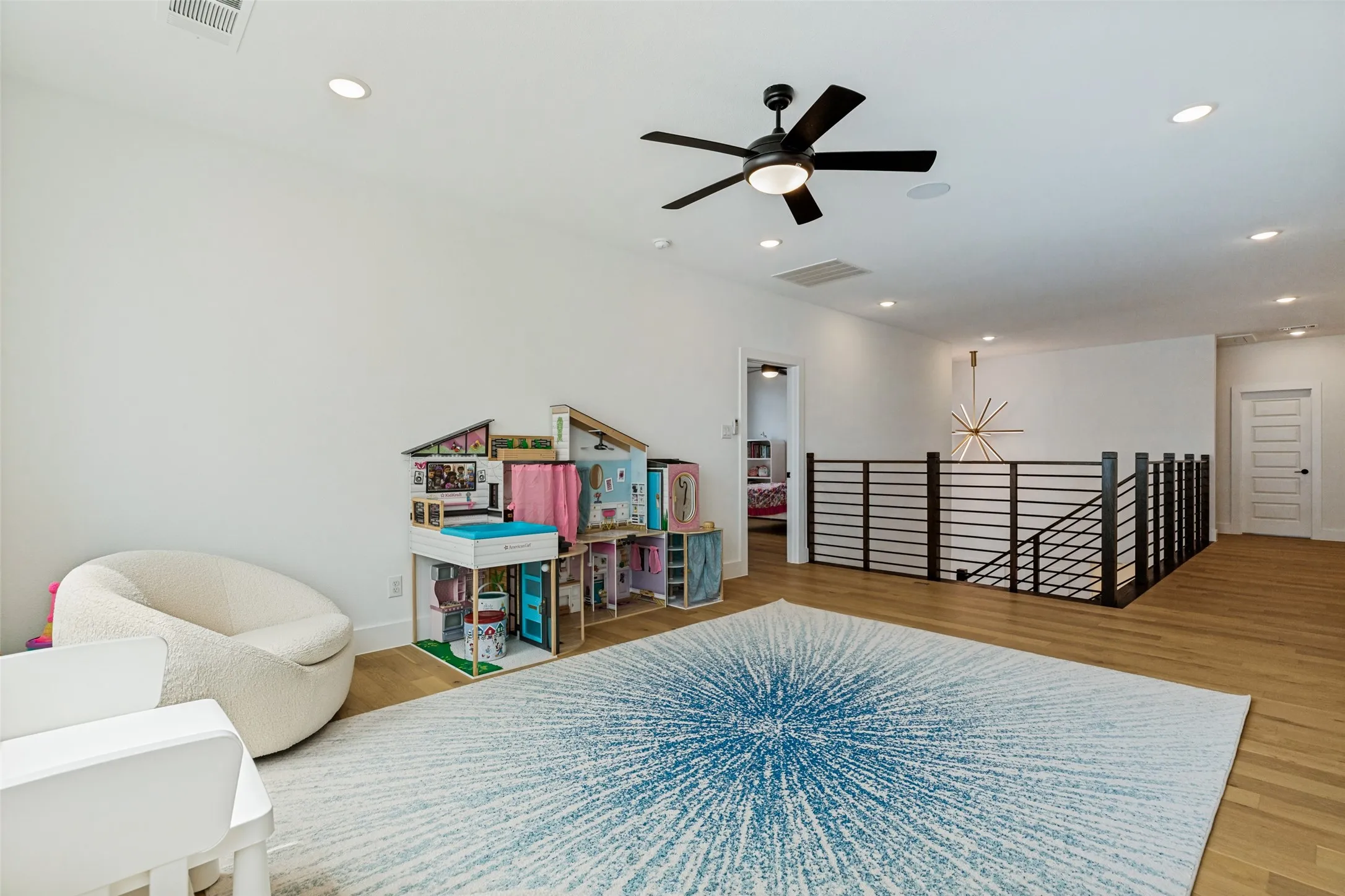 Single Family Residence For Sale in Denton County , 12938 Grand Valley Drive, Frisco, Texas 75033, 5 Bedroom, 6 Bathroom, 3 Garage spaces, 4,281 Sqft, built in 2023, mls#21376162, Real Estate Agent in Frisco, Homes For Sale in Denton county, Homes For Sale in Frisco, Realtor in Frisco Texas, Real Estate Brokerage Independent Realty Texas, Luminita Cordes Realtor
