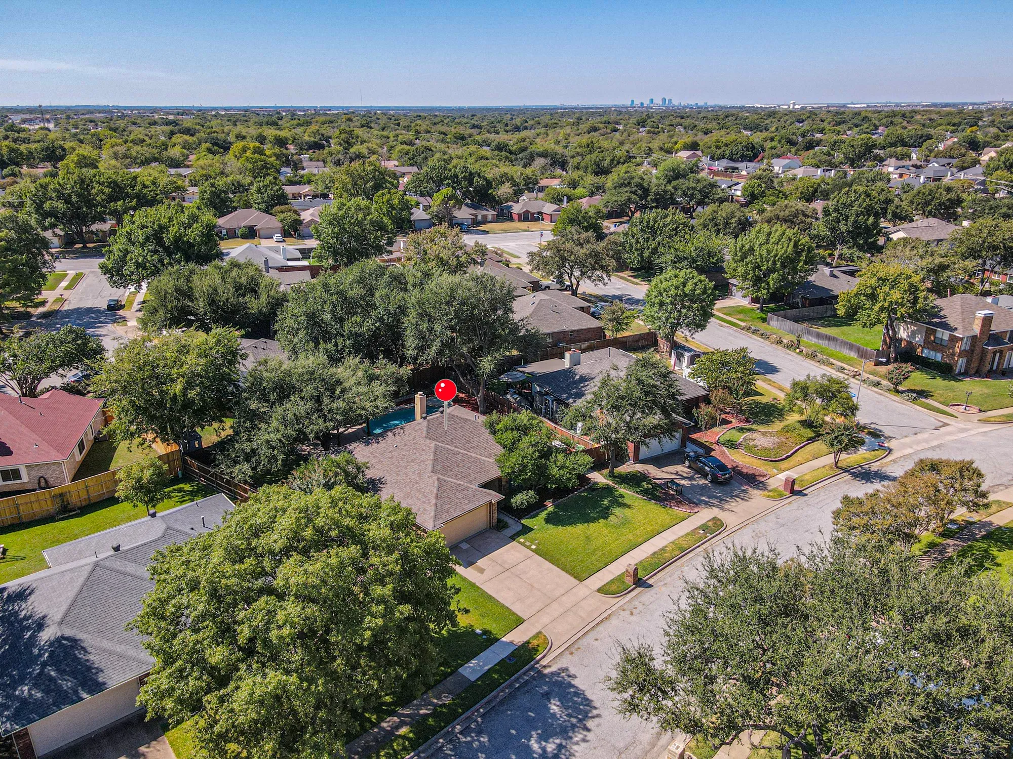 Single Family Residence For Sale in Tarrant County , 6620 Springhill Drive, Watauga, Texas 76148, 3 Bedroom, 2 Bathroom, 2 Garage spaces, 1,844 Sqft, built in 1987, mls#21376873, Real Estate Agent in Watauga, Homes For Sale in Tarrant county, Homes For Sale in Watauga, Realtor in Watauga Texas, Real Estate Brokerage Independent Realty Texas, Luminita Cordes Realtor