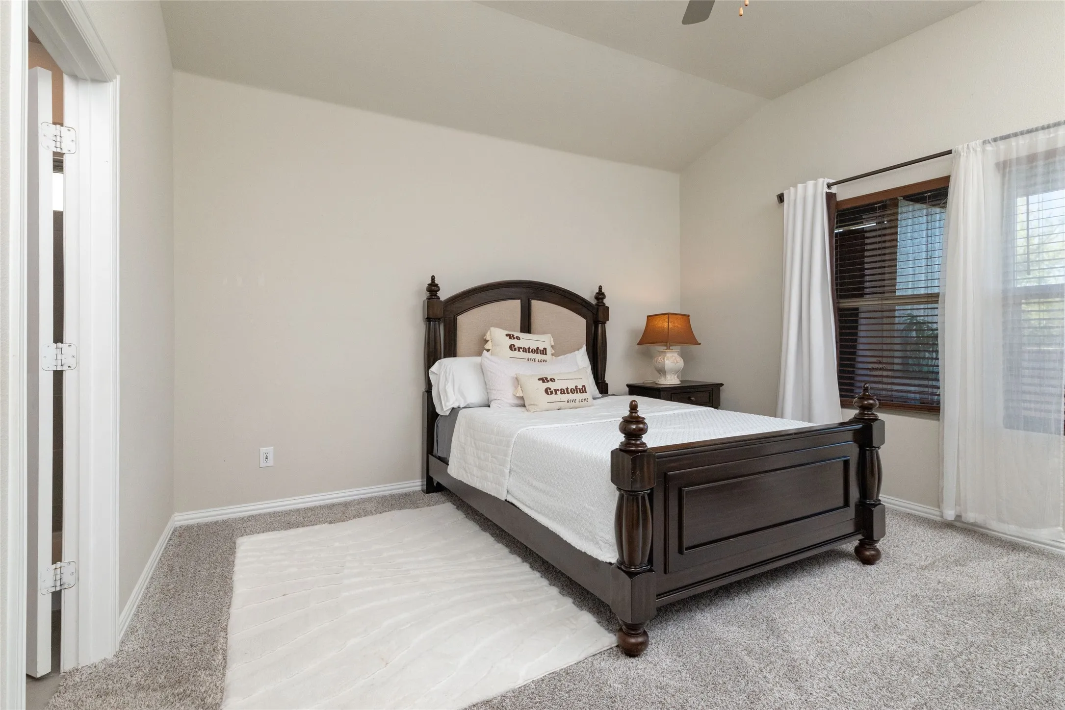 Single Family Residence For Sale in Tarrant County , 6017 Pathfinder Trail, Fort Worth, Texas 76179, 4 Bedroom, 3 Bathroom, 2 Garage spaces, 2,894 Sqft, built in 2021, mls#21367922, Real Estate Agent in Fort Worth, Homes For Sale in Tarrant county, Homes For Sale in Fort Worth, Realtor in Fort Worth Texas, Real Estate Brokerage Independent Realty Texas, Luminita Cordes Realtor