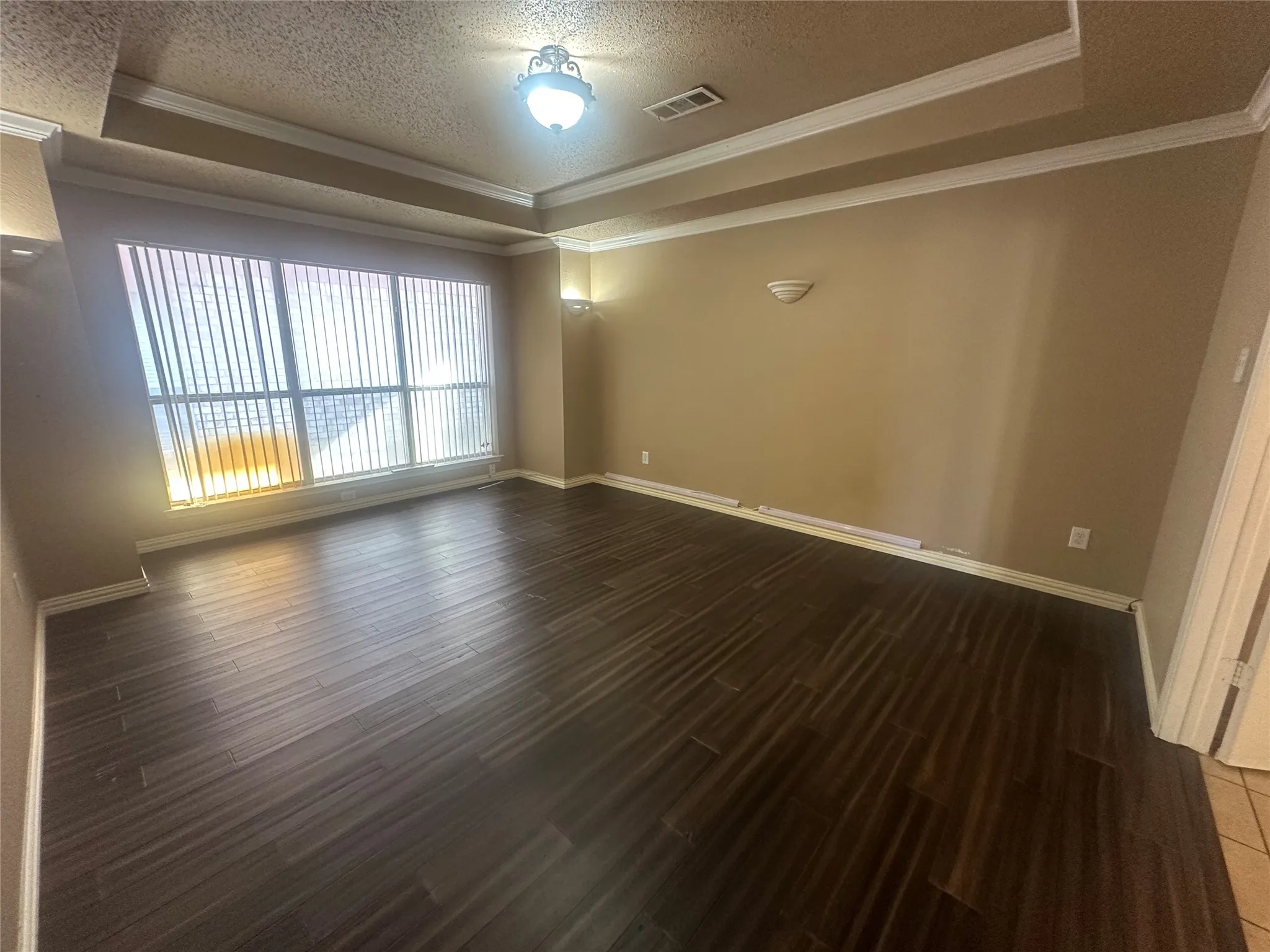 Single Family Residence For Rent in Tarrant County , 6705 Cambrian Way, Fort Worth, Texas 76137, 4 Bedroom, 2 Bathroom, 2 Garage spaces, 2,314 Sqft, built in 1999, mls#21372148, Real Estate Agent in Fort Worth, Homes For Rent in Tarrant county, Homes For Rent in Fort Worth, Realtor in Fort Worth Texas, Real Estate Brokerage Independent Realty Texas, Luminita Cordes Realtor