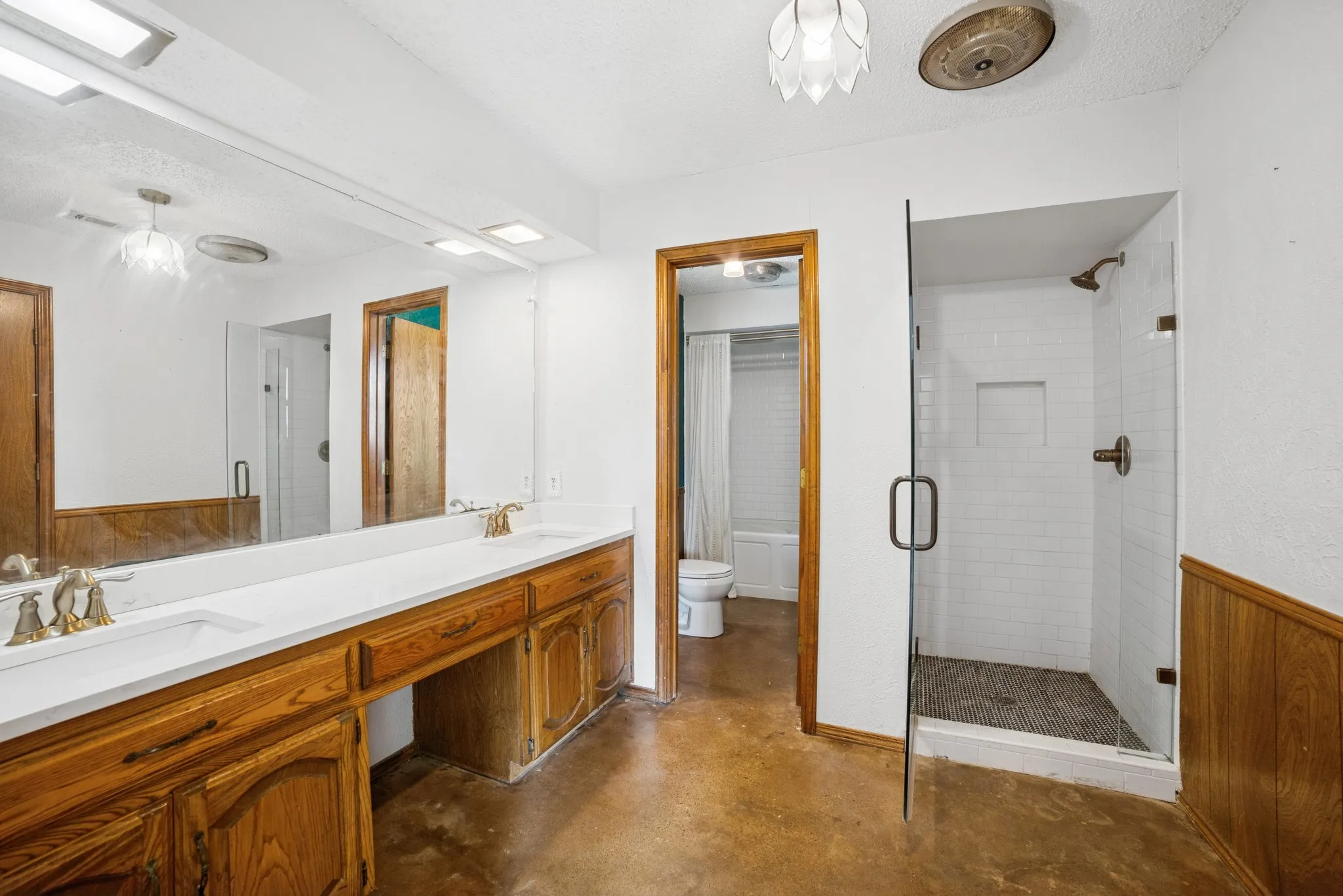 Main Suite