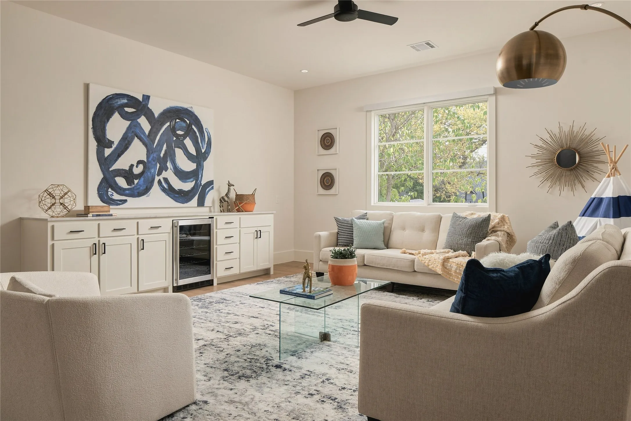 Single Family Residence For Sale in Dallas County , 8427 Midway Road, Dallas, Texas 75209, 4 Bedroom, 5 Bathroom, 2 Garage spaces, 5,171 Sqft, built in 2023, mls#21377344, Real Estate Agent in Dallas, Homes For Sale in Dallas county, Homes For Sale in Dallas, Realtor in Dallas Texas, Real Estate Brokerage Independent Realty Texas, Luminita Cordes Realtor