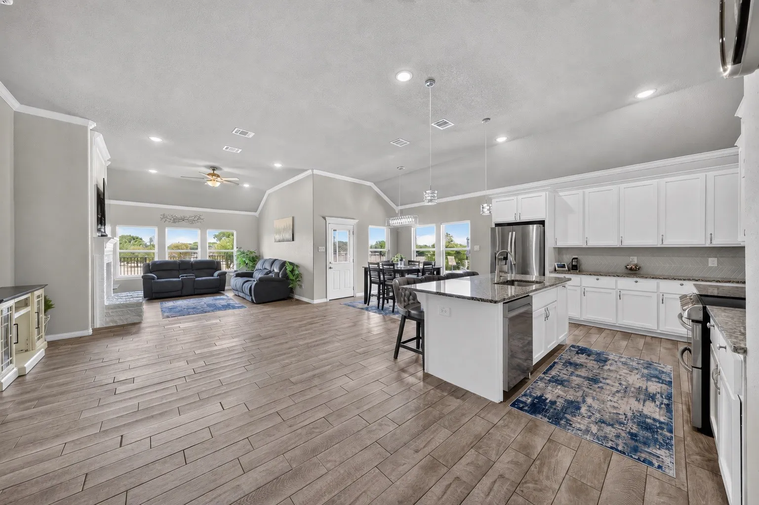 Single Family Residence For Sale in Tarrant County , 7924 Wilson Cliff Court, White Settlement, Texas 76108, 3 Bedroom, 2 Bathroom, 2 Garage spaces, 2,013 Sqft, built in 2022, mls#21374092, Real Estate Agent in White Settlement, Homes For Sale in Tarrant county, Homes For Sale in White Settlement, Realtor in White Settlement Texas, Real Estate Brokerage Independent Realty Texas, Luminita Cordes Realtor