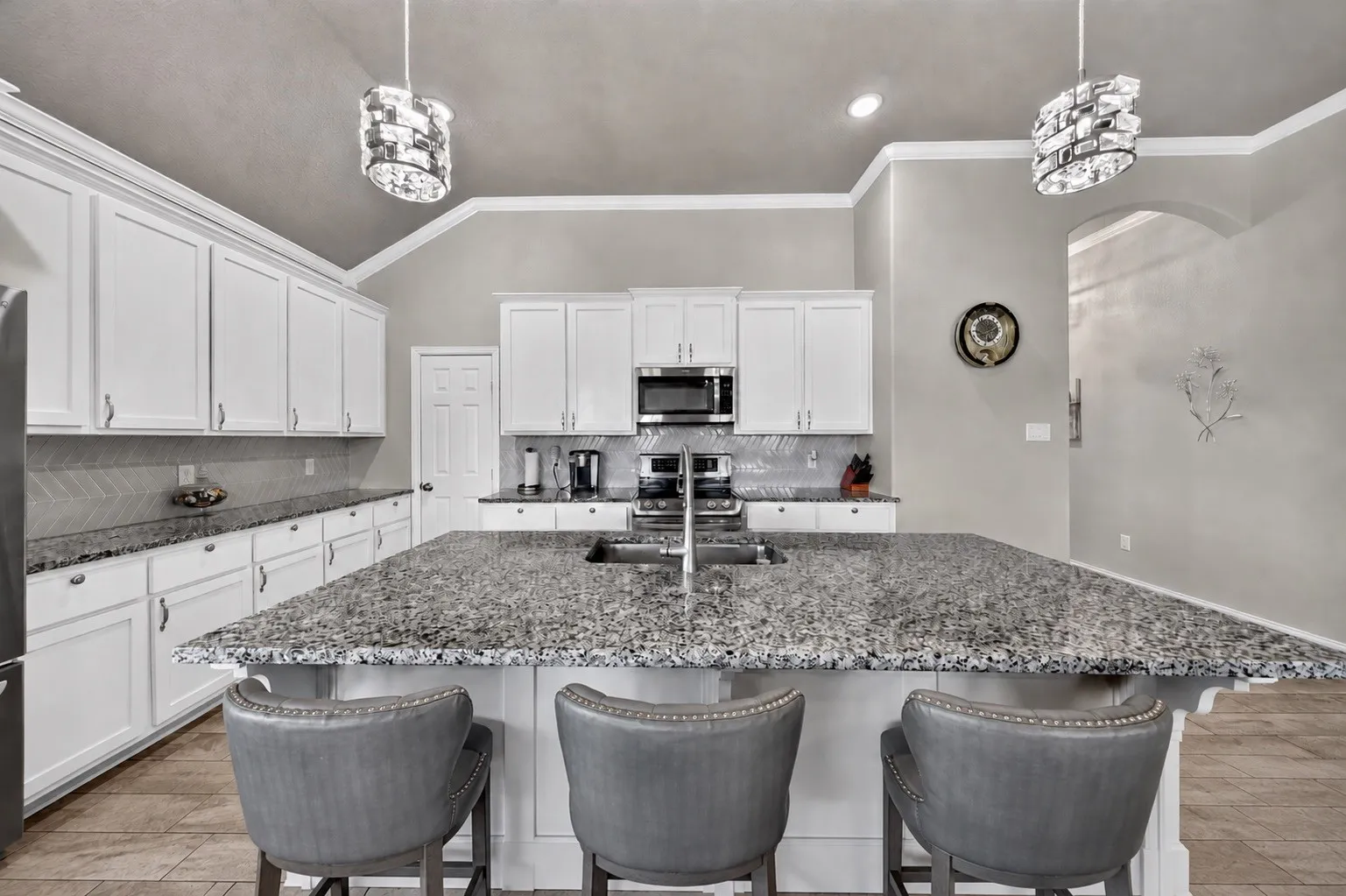 Single Family Residence For Sale in Tarrant County , 7924 Wilson Cliff Court, White Settlement, Texas 76108, 3 Bedroom, 2 Bathroom, 2 Garage spaces, 2,013 Sqft, built in 2022, mls#21374092, Real Estate Agent in White Settlement, Homes For Sale in Tarrant county, Homes For Sale in White Settlement, Realtor in White Settlement Texas, Real Estate Brokerage Independent Realty Texas, Luminita Cordes Realtor