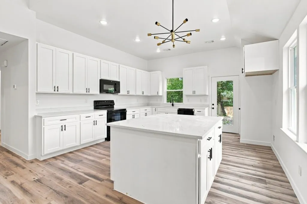Single Family Residence For Sale in Grayson County , 106 E Miller, Whitewright, Texas 75491, 5 Bedroom, 3 Bathroom, 2 Garage spaces, 2,100 Sqft, built in 2026, mls#21377345, Real Estate Agent in Whitewright, Homes For Sale in Grayson county, Homes For Sale in Whitewright, Realtor in Whitewright Texas, Real Estate Brokerage Independent Realty Texas, Luminita Cordes Realtor