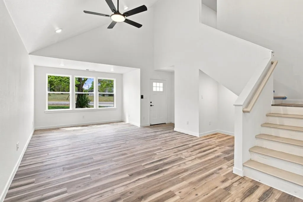 Single Family Residence For Sale in Grayson County , 106 E Miller, Whitewright, Texas 75491, 5 Bedroom, 3 Bathroom, 2 Garage spaces, 2,100 Sqft, built in 2026, mls#21377345, Real Estate Agent in Whitewright, Homes For Sale in Grayson county, Homes For Sale in Whitewright, Realtor in Whitewright Texas, Real Estate Brokerage Independent Realty Texas, Luminita Cordes Realtor