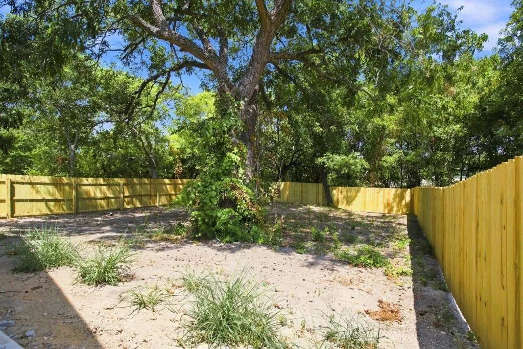 Single Family Residence For Sale in Grayson County , 106 E Miller, Whitewright, Texas 75491, 5 Bedroom, 3 Bathroom, 2 Garage spaces, 2,100 Sqft, built in 2026, mls#21377345, Real Estate Agent in Whitewright, Homes For Sale in Grayson county, Homes For Sale in Whitewright, Realtor in Whitewright Texas, Real Estate Brokerage Independent Realty Texas, Luminita Cordes Realtor