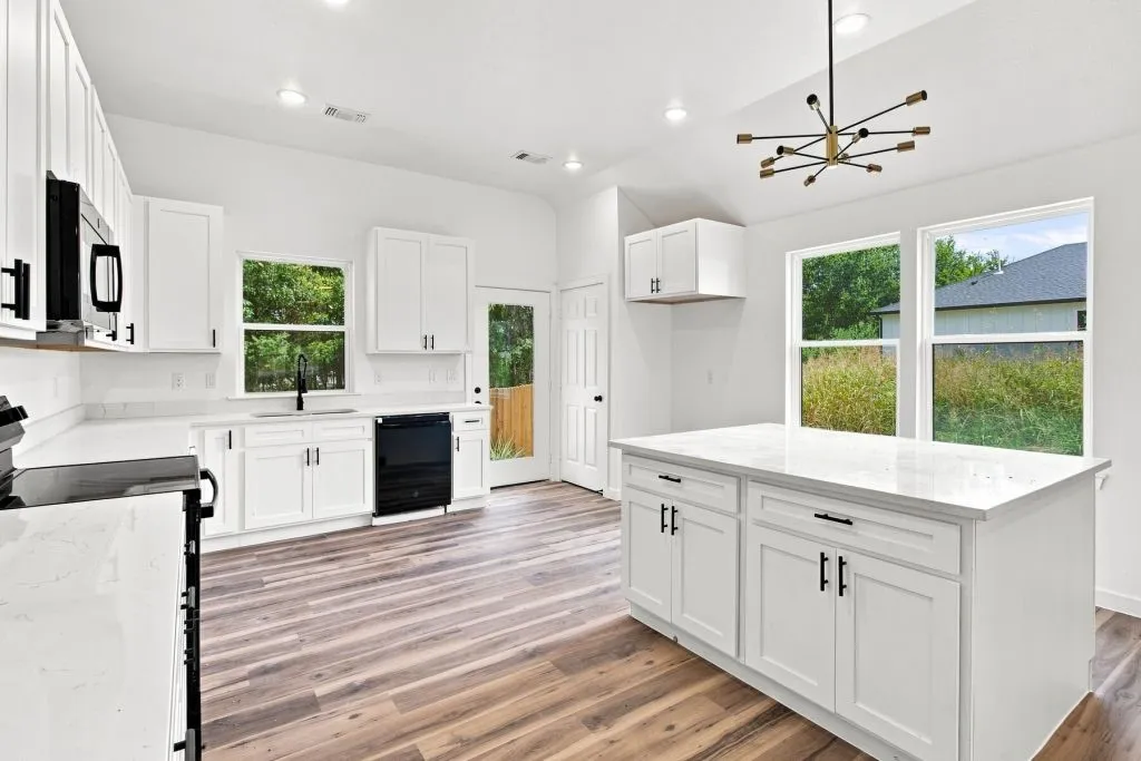 Single Family Residence For Sale in Grayson County , 106 E Miller, Whitewright, Texas 75491, 5 Bedroom, 3 Bathroom, 2 Garage spaces, 2,100 Sqft, built in 2026, mls#21377345, Real Estate Agent in Whitewright, Homes For Sale in Grayson county, Homes For Sale in Whitewright, Realtor in Whitewright Texas, Real Estate Brokerage Independent Realty Texas, Luminita Cordes Realtor