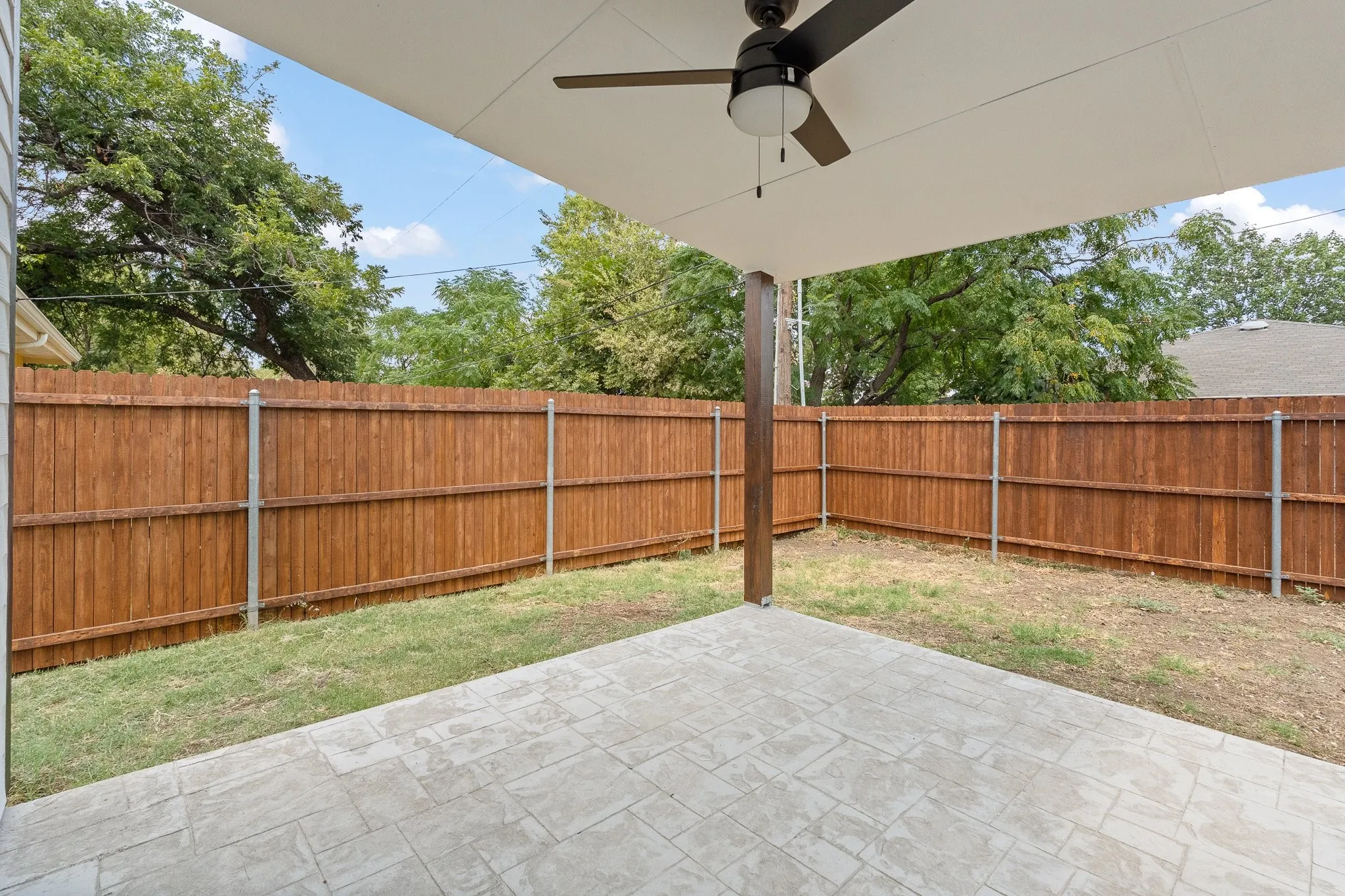 Single Family Residence For Sale in Tarrant County , 1427 Arizona Avenue, Fort Worth, Texas 76104, 3 Bedroom, 3 Bathroom, 2 Garage spaces, 1,581 Sqft, built in 2026, mls#21376983, Real Estate Agent in Fort Worth, Homes For Sale in Tarrant county, Homes For Sale in Fort Worth, Realtor in Fort Worth Texas, Real Estate Brokerage Independent Realty Texas, Luminita Cordes Realtor