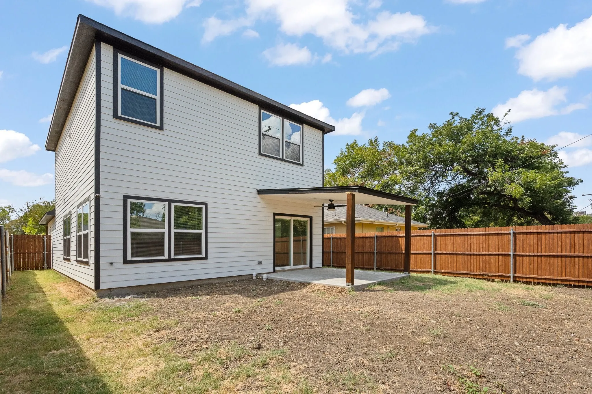 Single Family Residence For Sale in Tarrant County , 1427 Arizona Avenue, Fort Worth, Texas 76104, 3 Bedroom, 3 Bathroom, 2 Garage spaces, 1,581 Sqft, built in 2026, mls#21376983, Real Estate Agent in Fort Worth, Homes For Sale in Tarrant county, Homes For Sale in Fort Worth, Realtor in Fort Worth Texas, Real Estate Brokerage Independent Realty Texas, Luminita Cordes Realtor