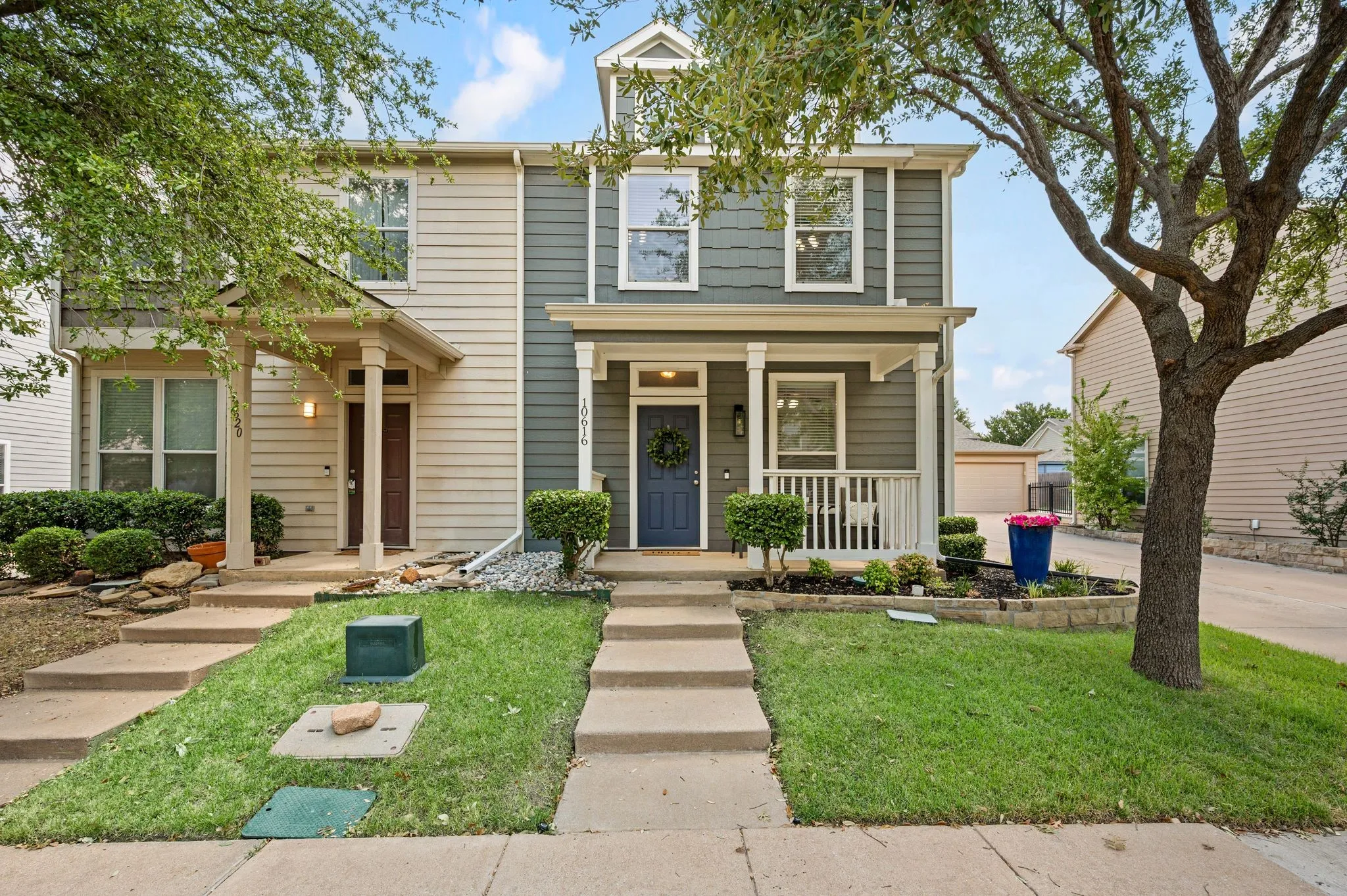 Single Family Residence For Sale in Tarrant County , 10616 Traymore Drive, Fort Worth, Texas 76244, 2 Bedroom, 3 Bathroom, 2 Garage spaces, 1,408 Sqft, built in 2005, mls#21376047, Real Estate Agent in Fort Worth, Homes For Sale in Tarrant county, Homes For Sale in Fort Worth, Realtor in Fort Worth Texas, Real Estate Brokerage Independent Realty Texas, Luminita Cordes Realtor