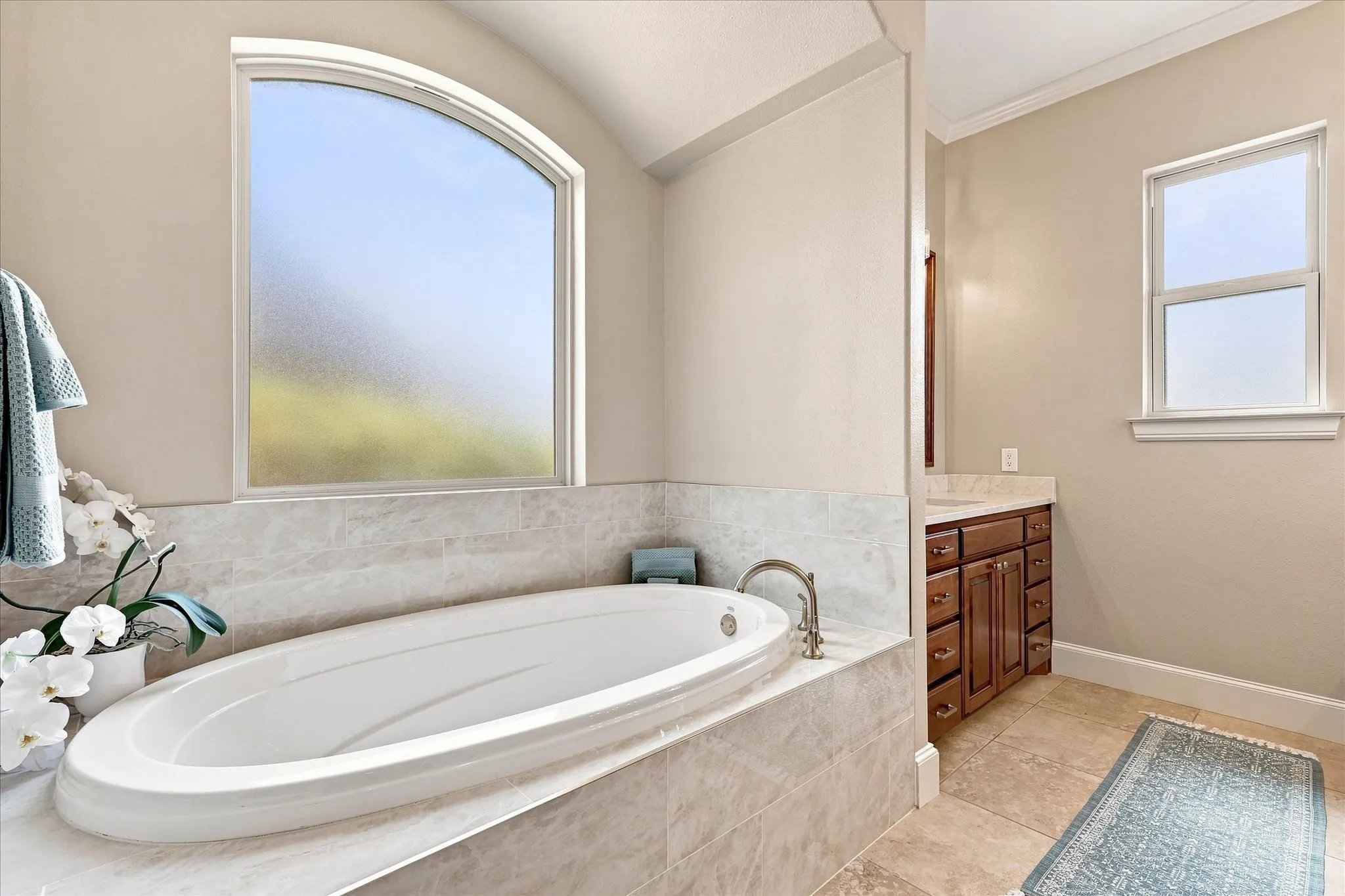 Single Family Residence For Sale in Tarrant County , 1228 Robin Drive, Keller, Texas 76262, 5 Bedroom, 3 Bathroom, 3 Garage spaces, 3,721 Sqft, built in 2008, mls#21352711, Real Estate Agent in Keller, Homes For Sale in Tarrant county, Homes For Sale in Keller, Realtor in Keller Texas, Real Estate Brokerage Independent Realty Texas, Luminita Cordes Realtor