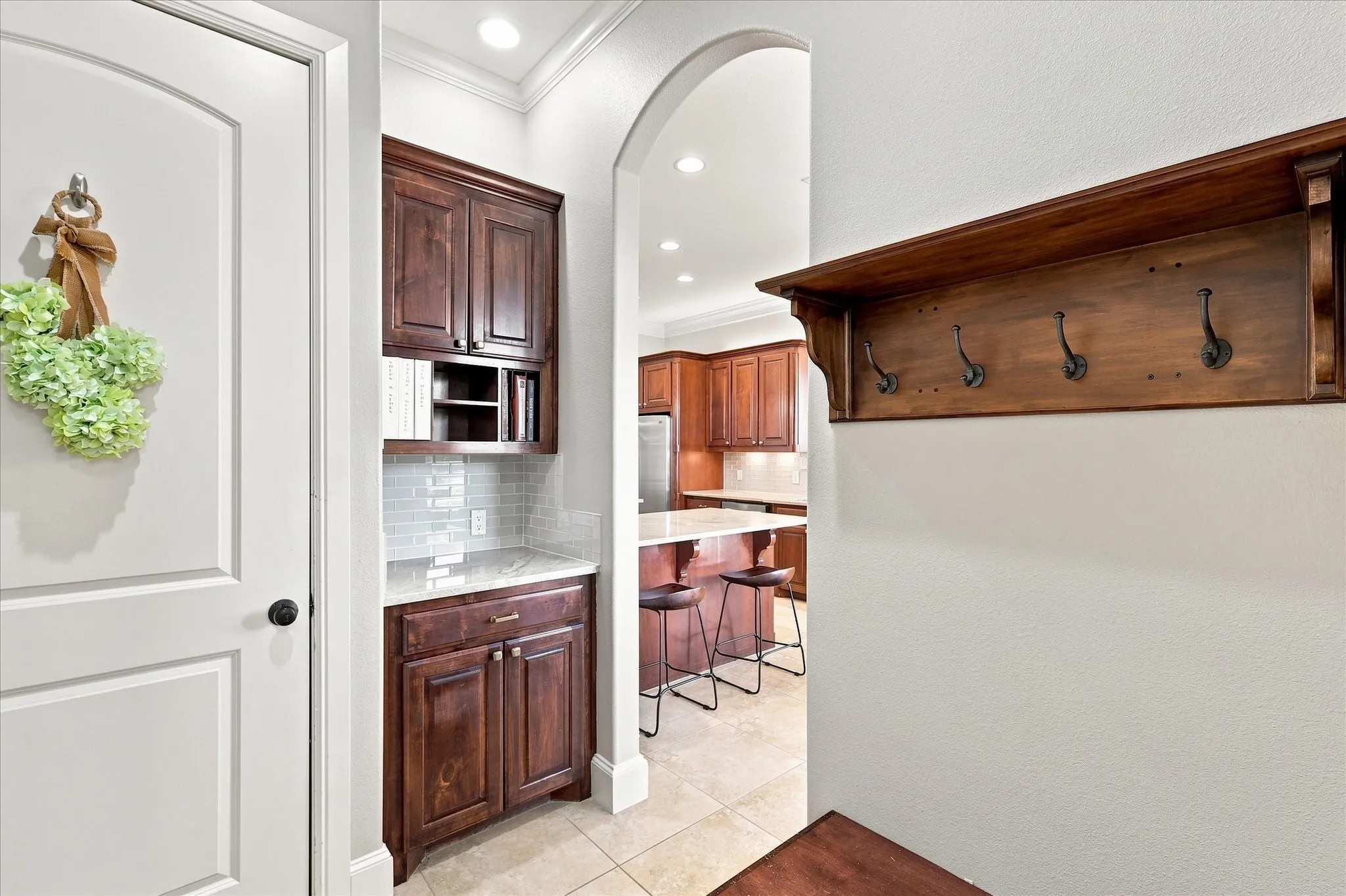 Single Family Residence For Sale in Tarrant County , 1228 Robin Drive, Keller, Texas 76262, 5 Bedroom, 3 Bathroom, 3 Garage spaces, 3,721 Sqft, built in 2008, mls#21352711, Real Estate Agent in Keller, Homes For Sale in Tarrant county, Homes For Sale in Keller, Realtor in Keller Texas, Real Estate Brokerage Independent Realty Texas, Luminita Cordes Realtor