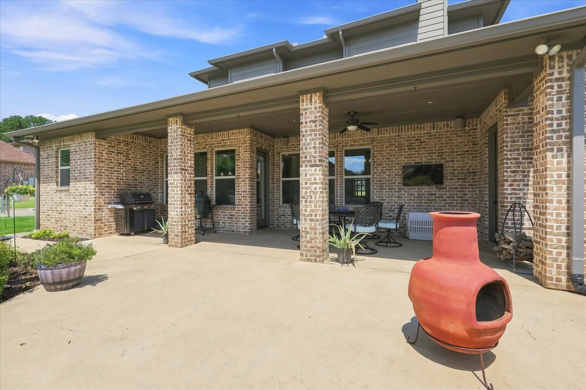 Single Family Residence For Sale in Tarrant County , 1228 Robin Drive, Keller, Texas 76262, 5 Bedroom, 3 Bathroom, 3 Garage spaces, 3,721 Sqft, built in 2008, mls#21352711, Real Estate Agent in Keller, Homes For Sale in Tarrant county, Homes For Sale in Keller, Realtor in Keller Texas, Real Estate Brokerage Independent Realty Texas, Luminita Cordes Realtor