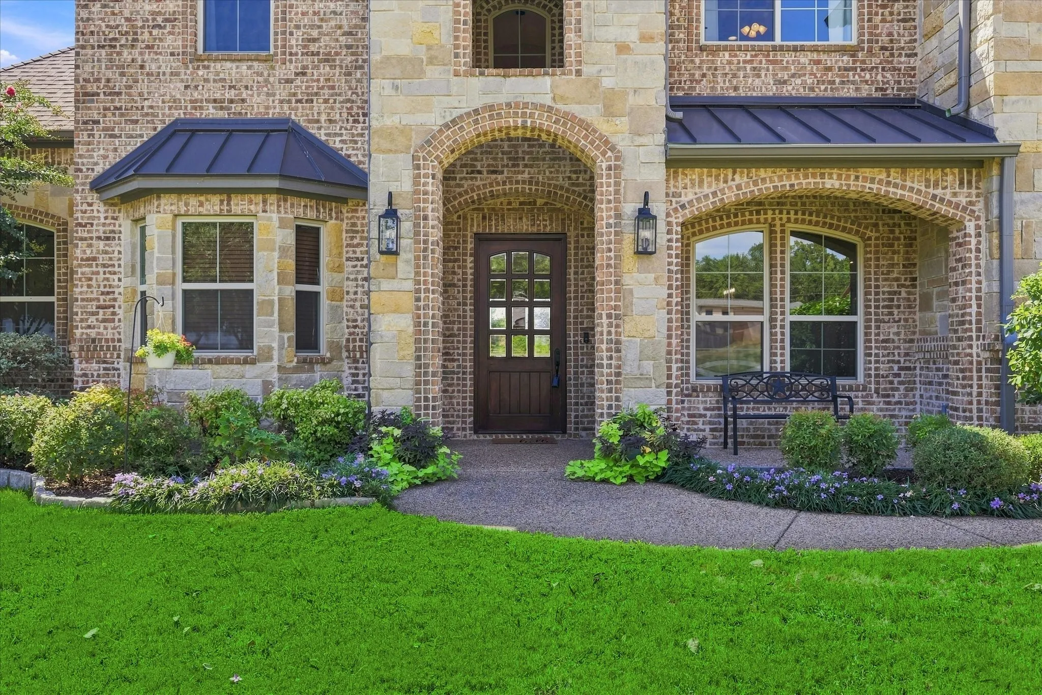 Single Family Residence For Sale in Tarrant County , 1228 Robin Drive, Keller, Texas 76262, 5 Bedroom, 3 Bathroom, 3 Garage spaces, 3,721 Sqft, built in 2008, mls#21352711, Real Estate Agent in Keller, Homes For Sale in Tarrant county, Homes For Sale in Keller, Realtor in Keller Texas, Real Estate Brokerage Independent Realty Texas, Luminita Cordes Realtor