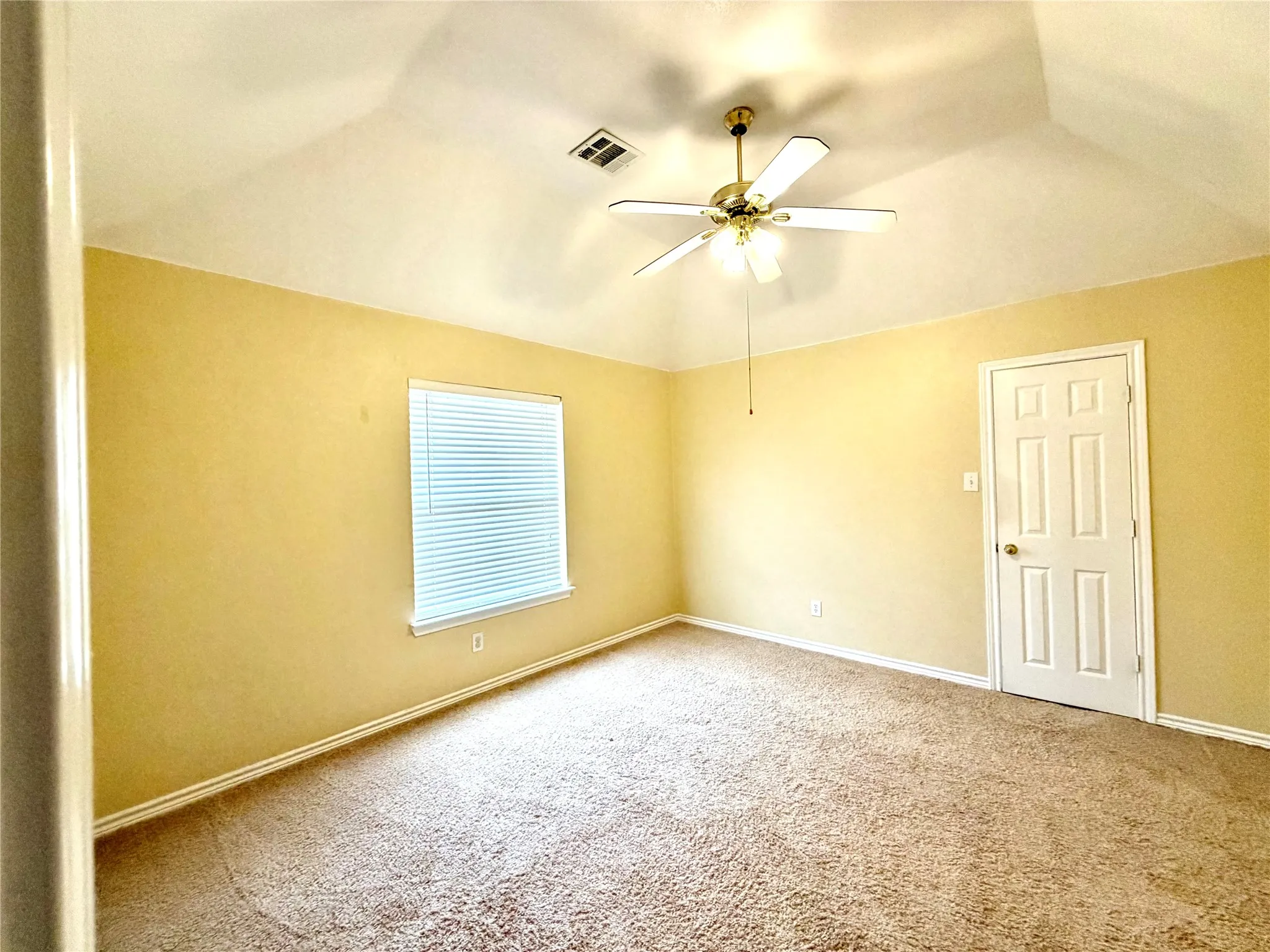 Single Family Residence For Rent in Collin County , 5808 Colby Drive, Plano, Texas 75094, 5 Bedroom, 4 Bathroom, 2 Garage spaces, 3,518 Sqft, built in 2001, mls#21375676, Real Estate Agent in Plano, Homes For Rent in Collin county, Homes For Rent in Plano, Realtor in Plano Texas, Real Estate Brokerage Independent Realty Texas, Luminita Cordes Realtor