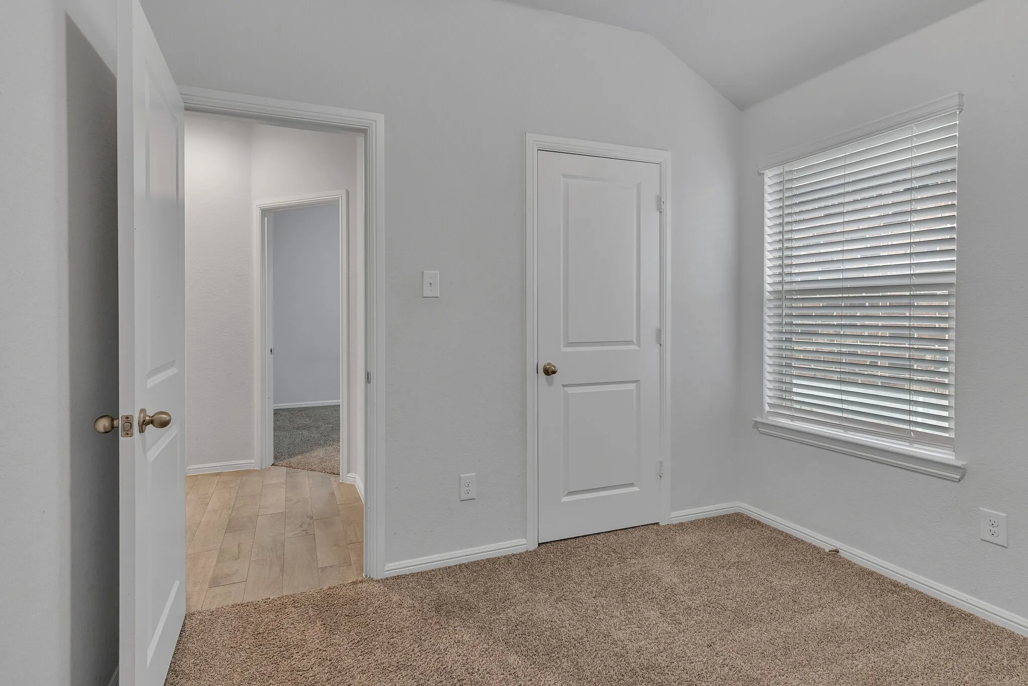 Single Family Residence For Rent in Tarrant County , 2225 Stallings Road, Fort Worth, Texas 76108, 4 Bedroom, 2 Bathroom, 2 Garage spaces, 1,795 Sqft, built in 2020, mls#21377366, Real Estate Agent in Fort Worth, Homes For Rent in Tarrant county, Homes For Rent in Fort Worth, Realtor in Fort Worth Texas, Real Estate Brokerage Independent Realty Texas, Luminita Cordes Realtor