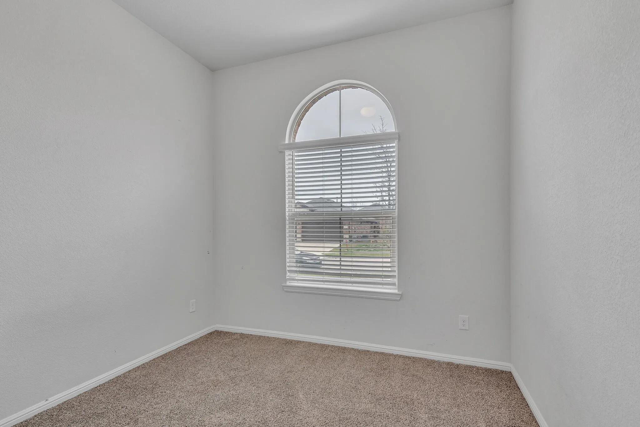 Single Family Residence For Rent in Tarrant County , 2225 Stallings Road, Fort Worth, Texas 76108, 4 Bedroom, 2 Bathroom, 2 Garage spaces, 1,795 Sqft, built in 2020, mls#21377366, Real Estate Agent in Fort Worth, Homes For Rent in Tarrant county, Homes For Rent in Fort Worth, Realtor in Fort Worth Texas, Real Estate Brokerage Independent Realty Texas, Luminita Cordes Realtor