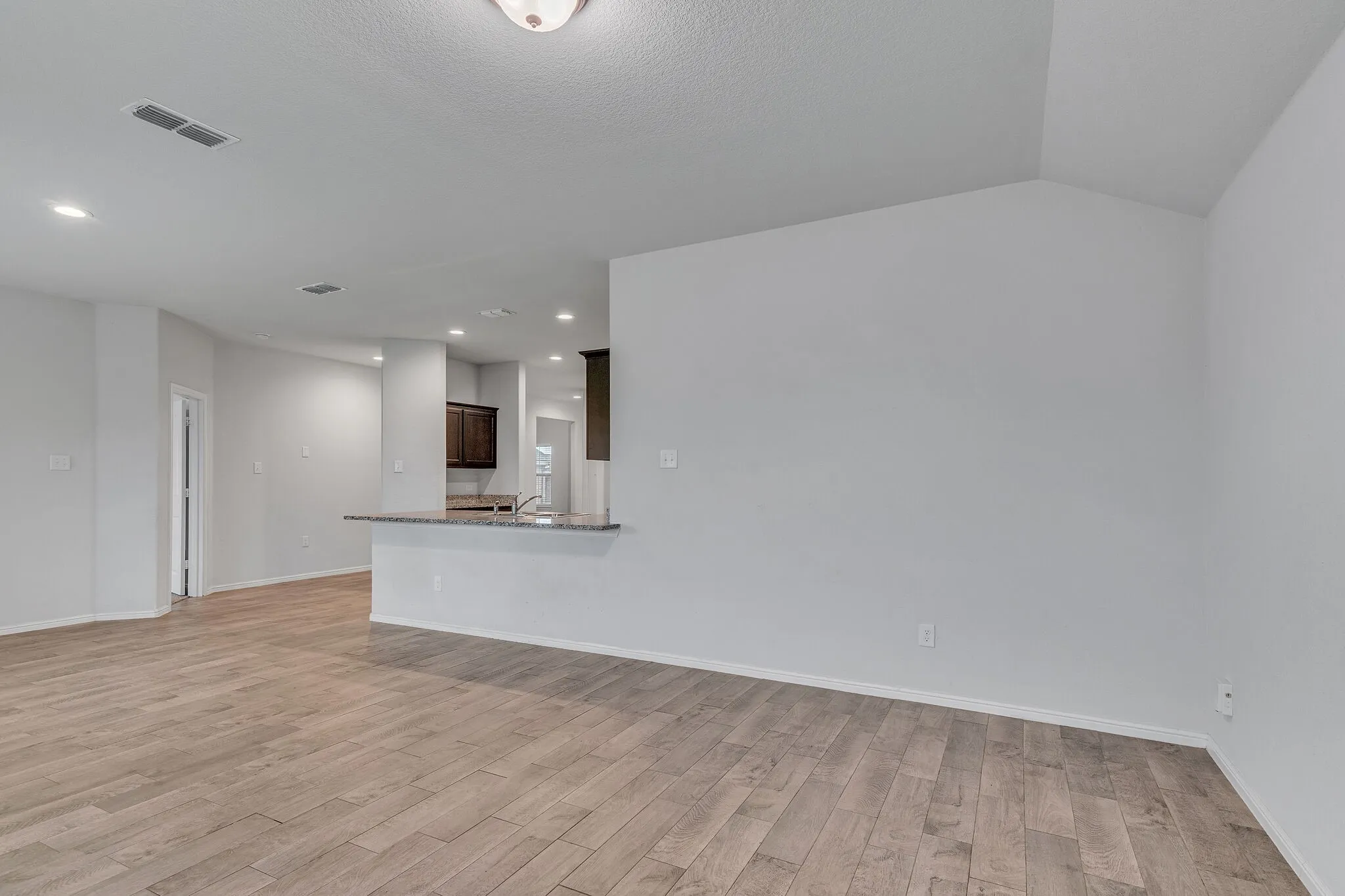 Single Family Residence For Rent in Tarrant County , 2225 Stallings Road, Fort Worth, Texas 76108, 4 Bedroom, 2 Bathroom, 2 Garage spaces, 1,795 Sqft, built in 2020, mls#21377366, Real Estate Agent in Fort Worth, Homes For Rent in Tarrant county, Homes For Rent in Fort Worth, Realtor in Fort Worth Texas, Real Estate Brokerage Independent Realty Texas, Luminita Cordes Realtor