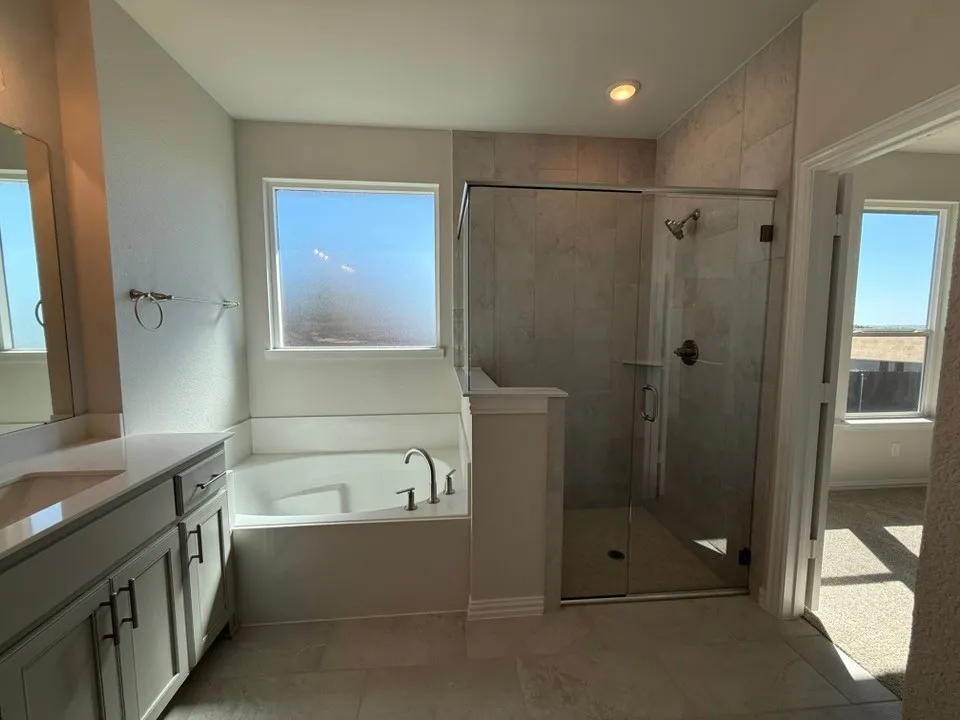 Single Family Residence For Sale in Parker County , 528 Vista Ridge Drive, Weatherford, Texas 76087, 3 Bedroom, 2 Bathroom, 2 Garage spaces, 1,998 Sqft, built in 2026, mls#21377378, Real Estate Agent in Weatherford, Homes For Sale in Parker county, Homes For Sale in Weatherford, Realtor in Weatherford Texas, Real Estate Brokerage Independent Realty Texas, Luminita Cordes Realtor