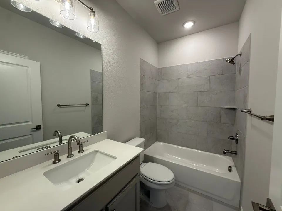 Single Family Residence For Sale in Parker County , 528 Vista Ridge Drive, Weatherford, Texas 76087, 3 Bedroom, 2 Bathroom, 2 Garage spaces, 1,998 Sqft, built in 2026, mls#21377378, Real Estate Agent in Weatherford, Homes For Sale in Parker county, Homes For Sale in Weatherford, Realtor in Weatherford Texas, Real Estate Brokerage Independent Realty Texas, Luminita Cordes Realtor