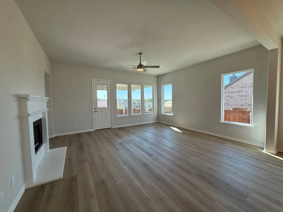 Single Family Residence For Sale in Parker County , 528 Vista Ridge Drive, Weatherford, Texas 76087, 3 Bedroom, 2 Bathroom, 2 Garage spaces, 1,998 Sqft, built in 2026, mls#21377378, Real Estate Agent in Weatherford, Homes For Sale in Parker county, Homes For Sale in Weatherford, Realtor in Weatherford Texas, Real Estate Brokerage Independent Realty Texas, Luminita Cordes Realtor