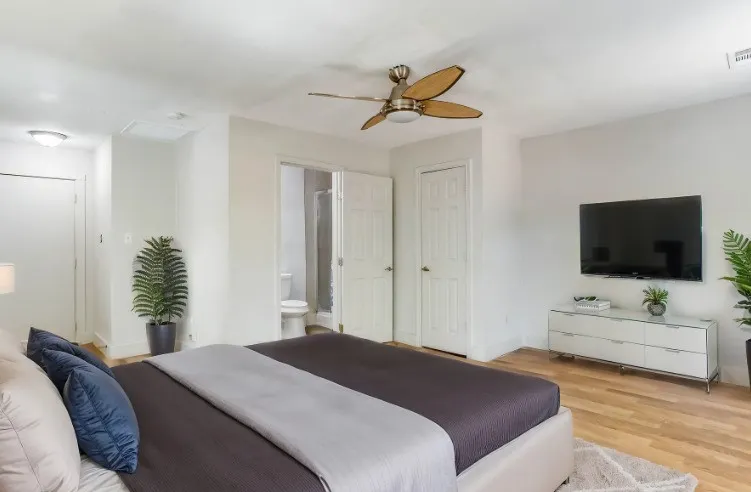 Virtually staged- Unit #4