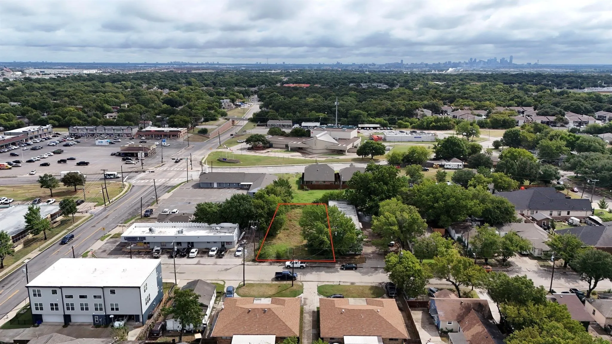 Unimproved Land For Sale in Dallas County , 1418 Pearson Street, Irving, Texas 75061, 0, 0, Garage spaces, 0 Sqft, built in 0, mls#21374115, Real Estate Agent in Irving, Homes For Sale in Dallas county, Homes For Sale in Irving, Realtor in Irving Texas, Real Estate Brokerage Independent Realty Texas, Luminita Cordes Realtor