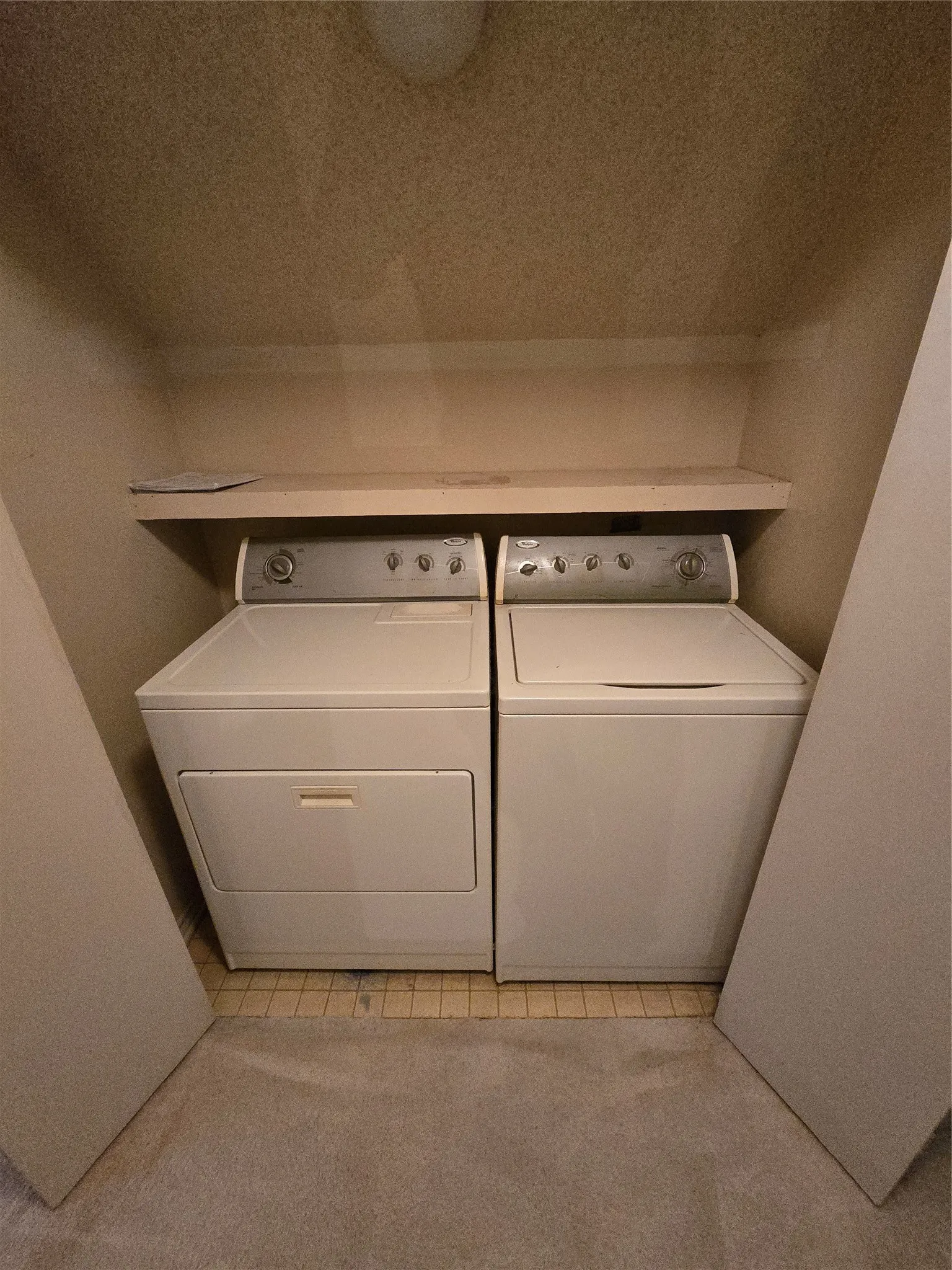 Laundry with washer and dryer