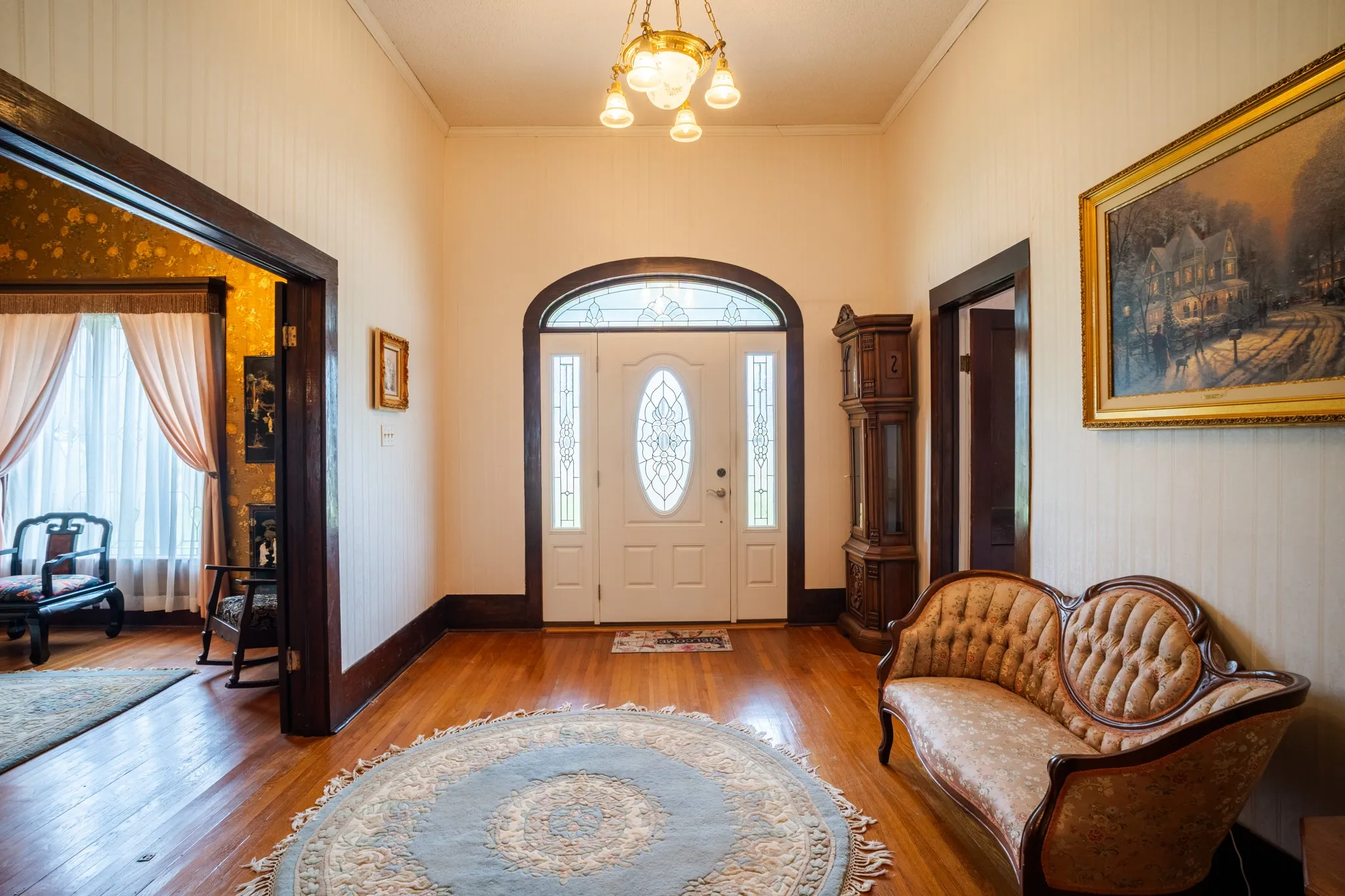 Single Family Residence For Sale in Freestone County , 115 E Brazos, Wortham, Texas 76693, 4 Bedroom, 2 Bathroom, 2 Garage spaces, 3,130 Sqft, built in 1910, mls#21377363, Real Estate Agent in Wortham, Homes For Sale in Freestone county, Homes For Sale in Wortham, Realtor in Wortham Texas, Real Estate Brokerage Independent Realty Texas, Luminita Cordes Realtor