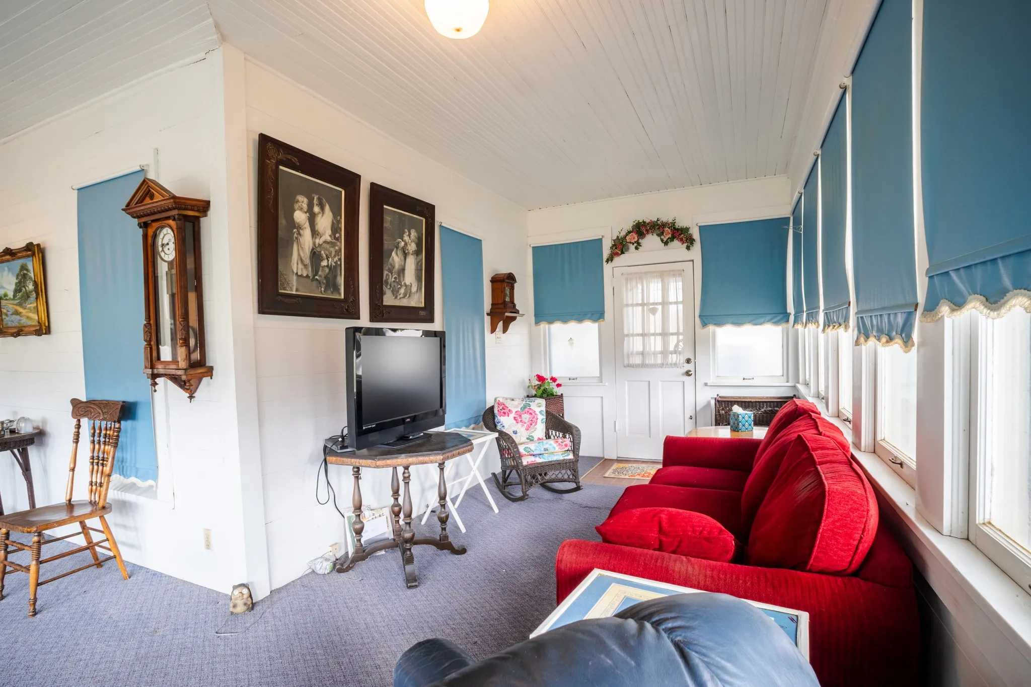 Single Family Residence For Sale in Freestone County , 115 E Brazos, Wortham, Texas 76693, 4 Bedroom, 2 Bathroom, 2 Garage spaces, 3,130 Sqft, built in 1910, mls#21377363, Real Estate Agent in Wortham, Homes For Sale in Freestone county, Homes For Sale in Wortham, Realtor in Wortham Texas, Real Estate Brokerage Independent Realty Texas, Luminita Cordes Realtor