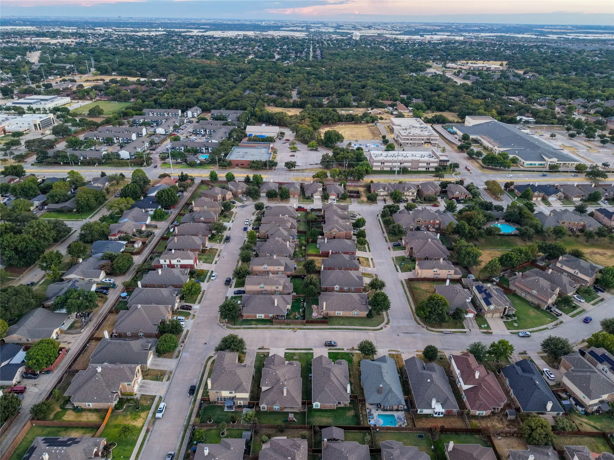 Single Family Residence For Rent in Denton County , 887 Woodrow Drive, Lewisville, Texas 75067, 4 Bedroom, 3 Bathroom, 2 Garage spaces, 2,120 Sqft, built in 2012, mls#21377382, Real Estate Agent in Lewisville, Homes For Rent in Denton county, Homes For Rent in Lewisville, Realtor in Lewisville Texas, Real Estate Brokerage Independent Realty Texas, Luminita Cordes Realtor