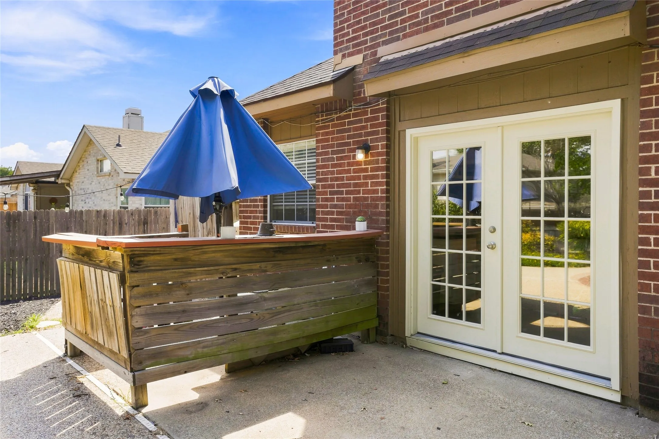 Kitchen door entry