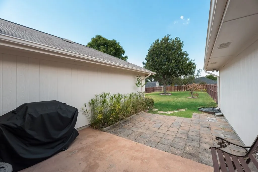 Exterior Patio and grilling area