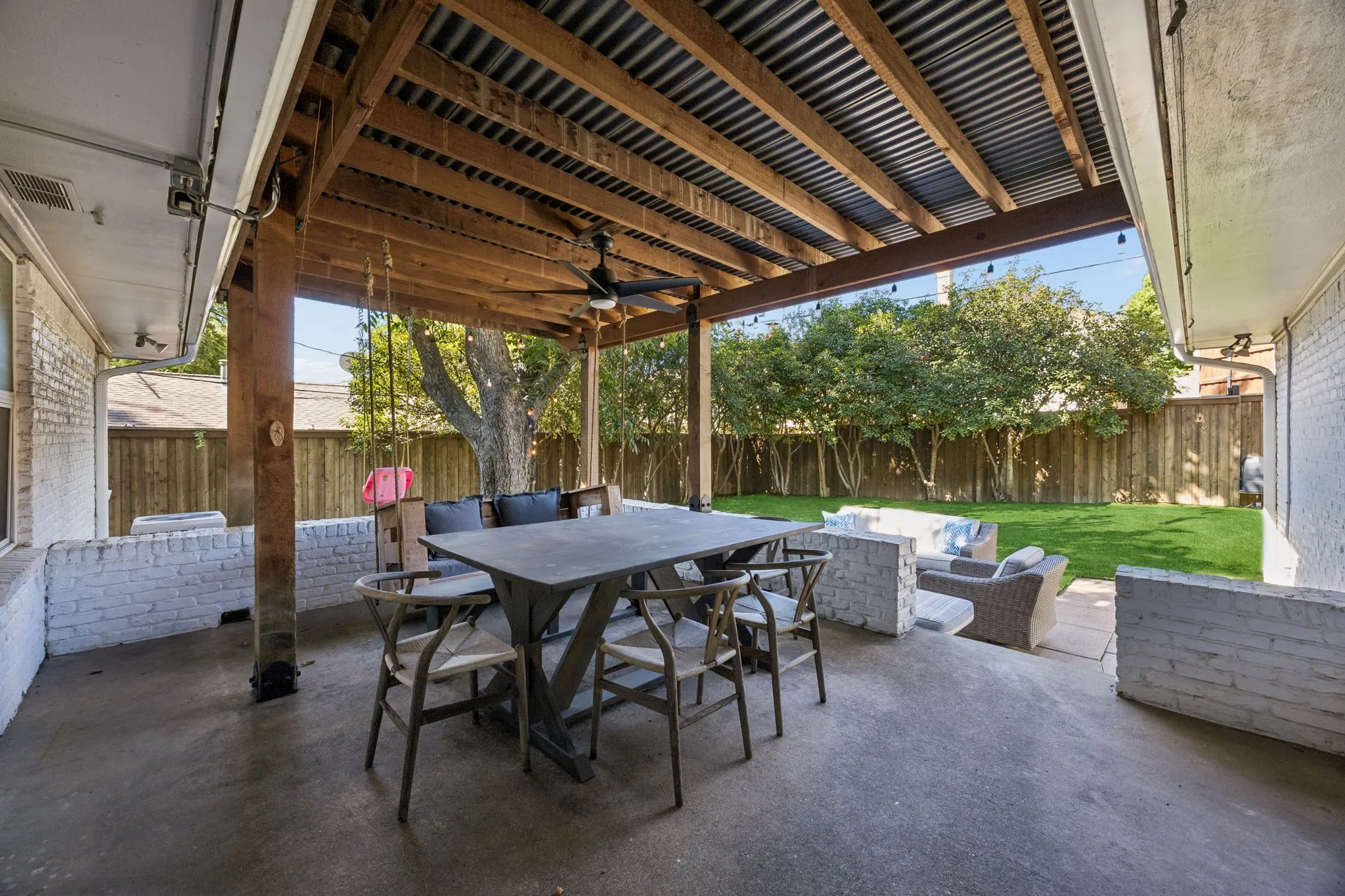 9021 Aldwick - Tom Hughes Team - Covered Patio
