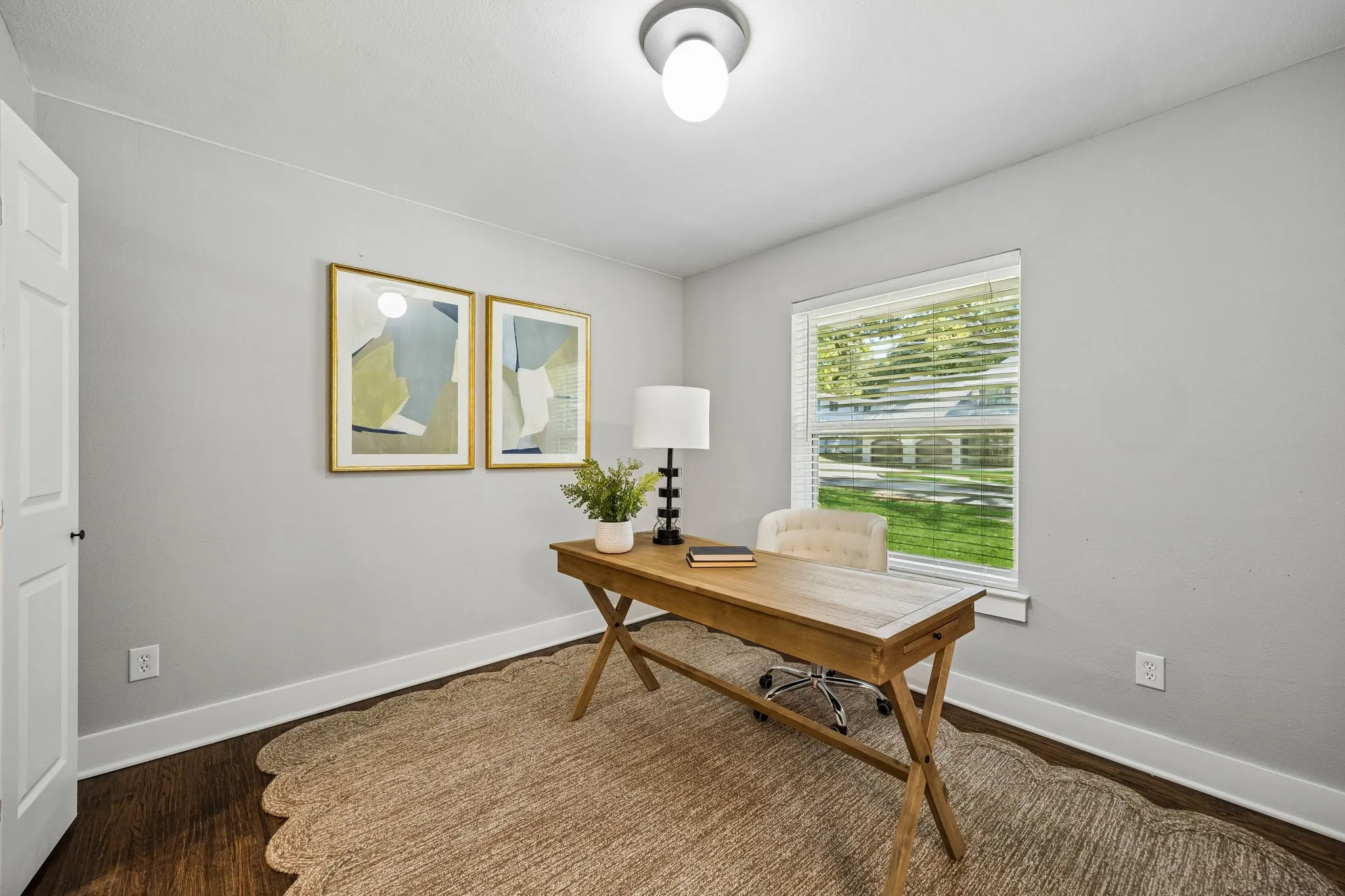 9021 Aldwick - Tom Hughes Team - Office