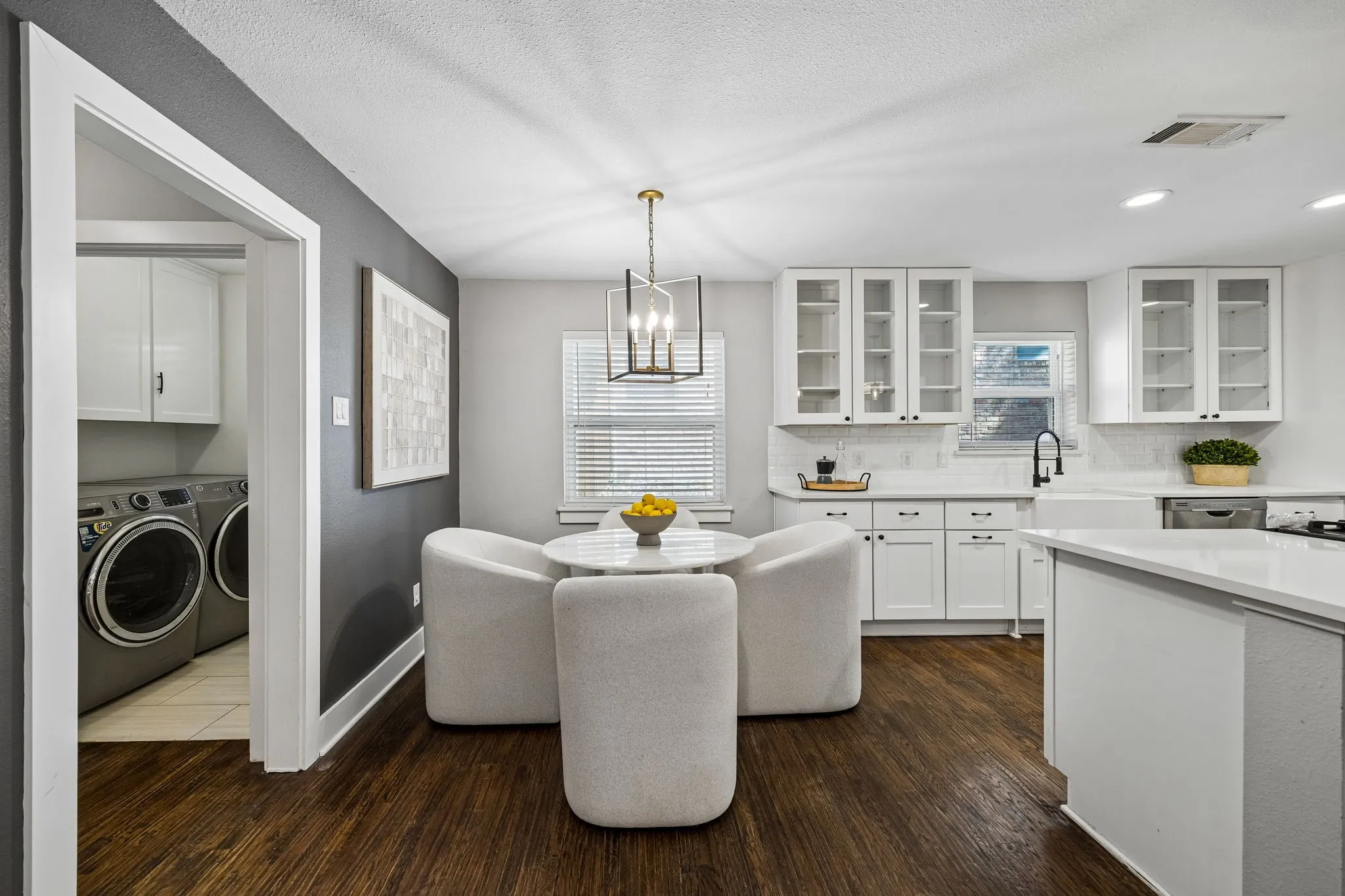 9021 Aldwick - Tom Hughes Team - Breakfast Room