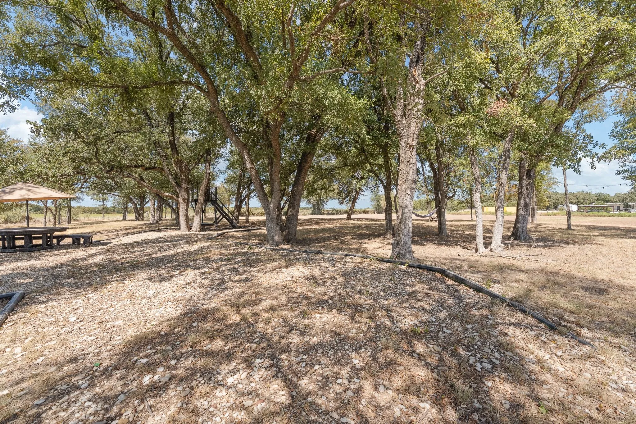 Single Family Residence For Sale in Hill County , 4884 Patton Lake Road, Aquilla, Texas 76622, 2 Bedroom, 1 Bathroom, Garage spaces, 800 Sqft, built in 2022, mls#21377342, Real Estate Agent in Aquilla, Homes For Sale in Hill county, Homes For Sale in Aquilla, Realtor in Aquilla Texas, Real Estate Brokerage Independent Realty Texas, Luminita Cordes Realtor