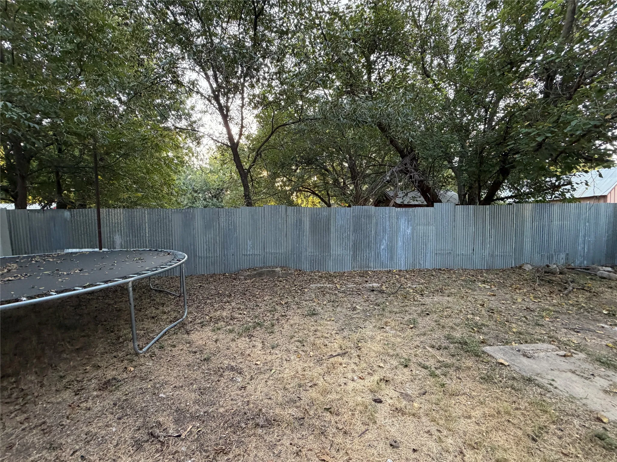 Single Family Residence For Sale in Eastland County , 309 S Main Street, Rising Star, Texas 76471, 2 Bedroom, 1 Bathroom, Garage spaces, 768 Sqft, built in 1940, mls#21375656, Real Estate Agent in Rising Star, Homes For Sale in Eastland county, Homes For Sale in Rising Star, Realtor in Rising Star Texas, Real Estate Brokerage Independent Realty Texas, Luminita Cordes Realtor